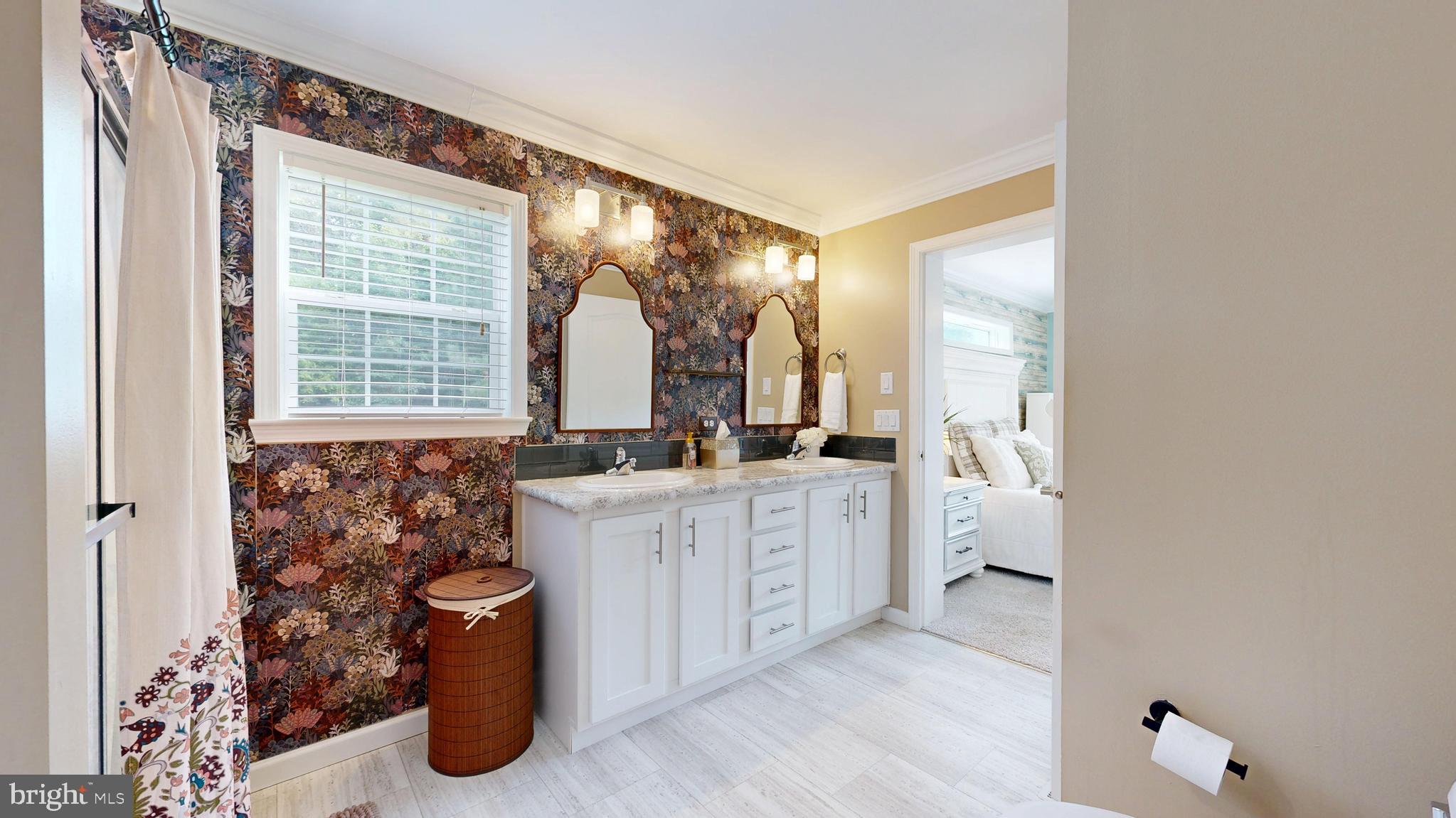 COOLSPRING MANOR - Residential