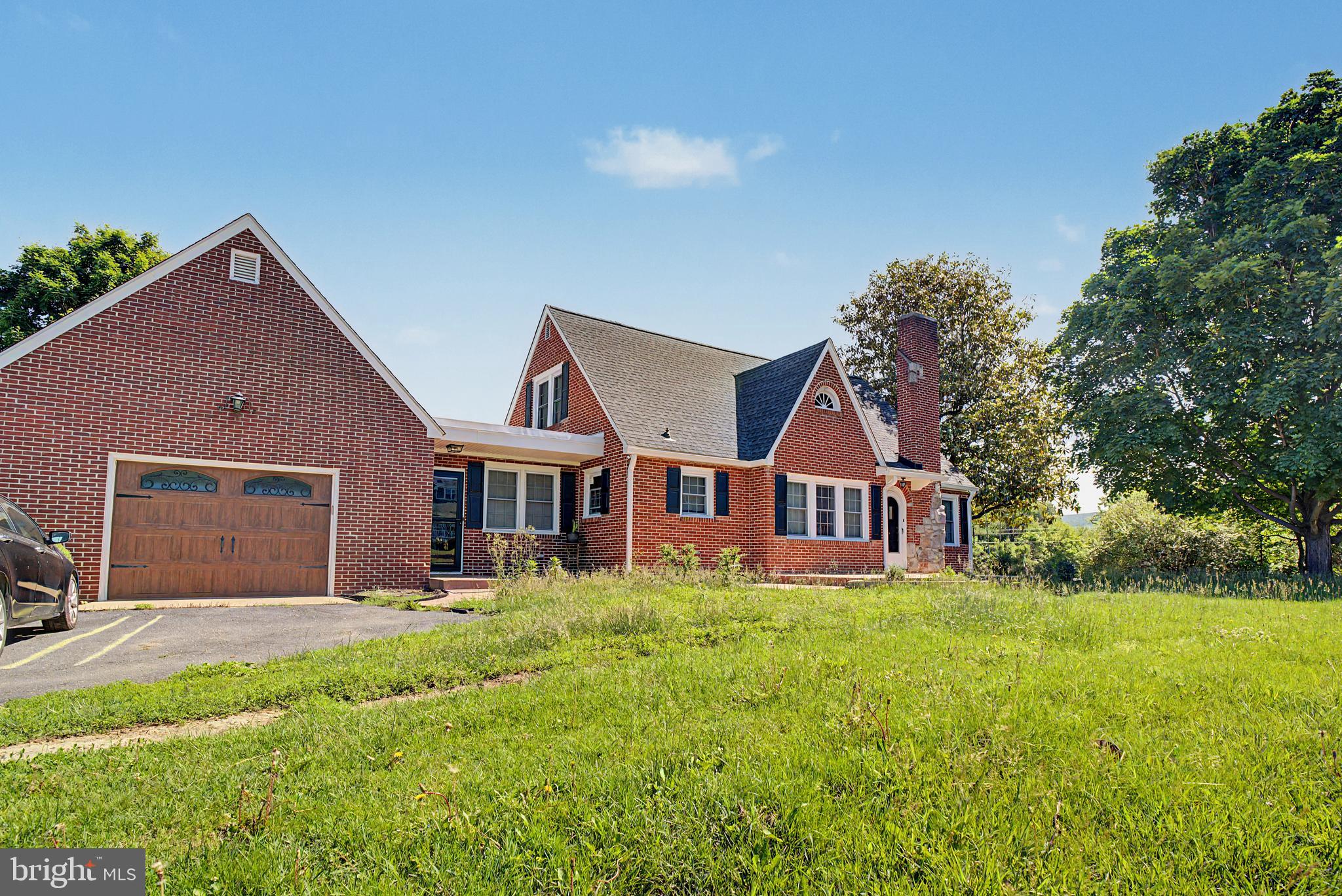 342 W OLD CROSS ROAD