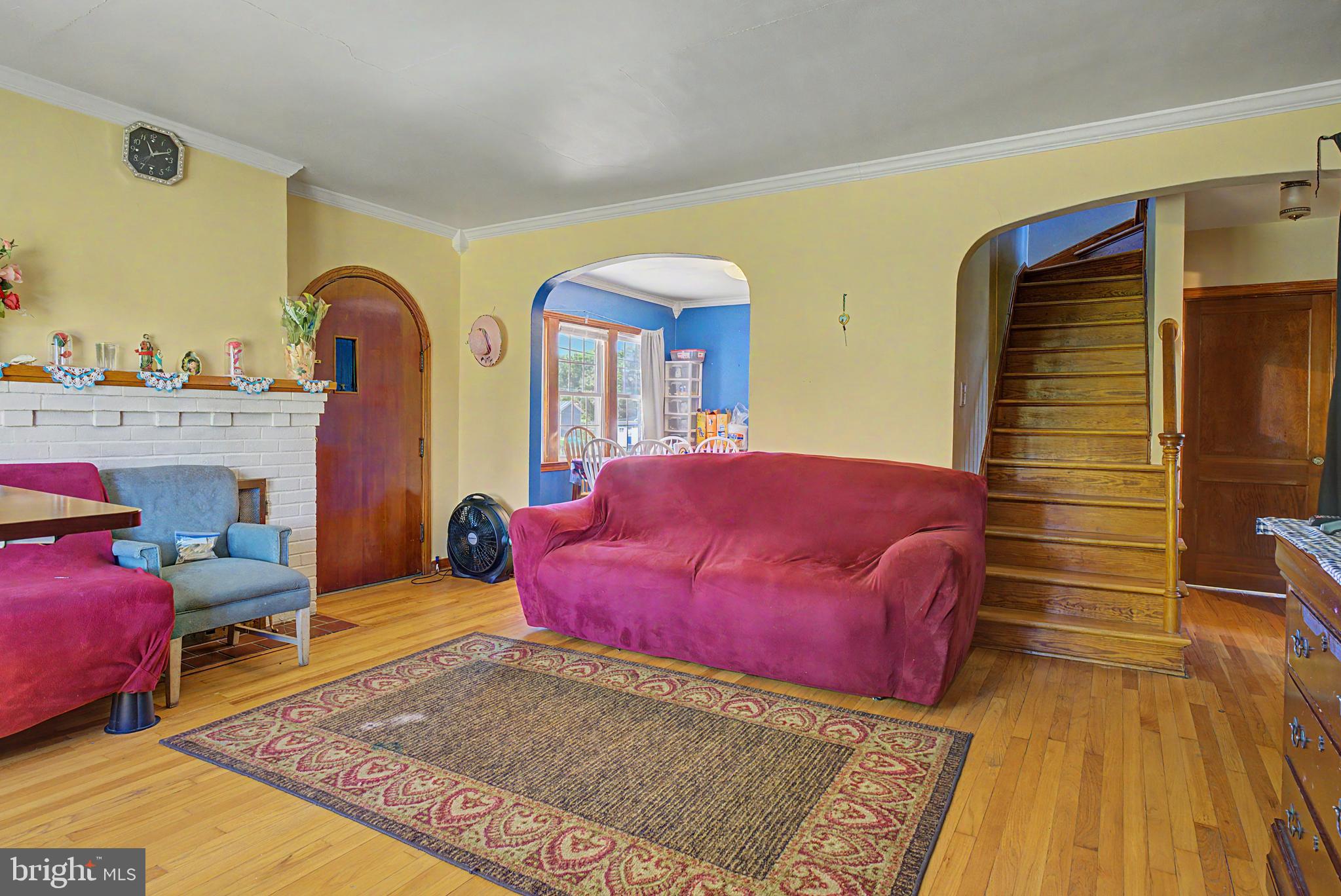 342 W OLD CROSS ROAD