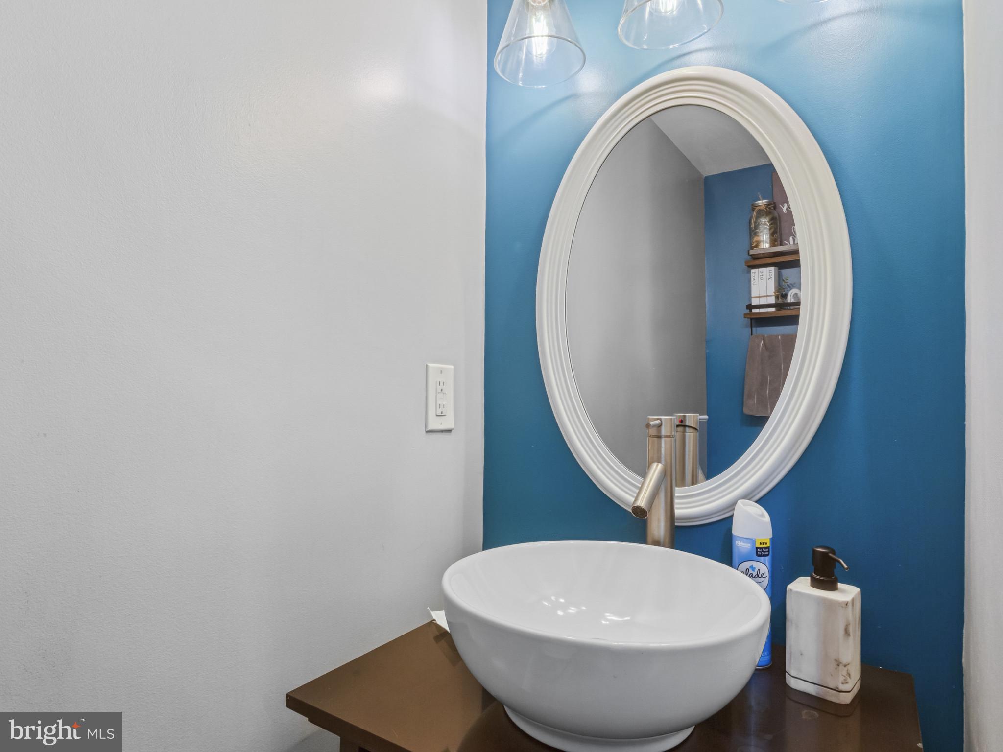 FOX RUN ESTATES - Residential