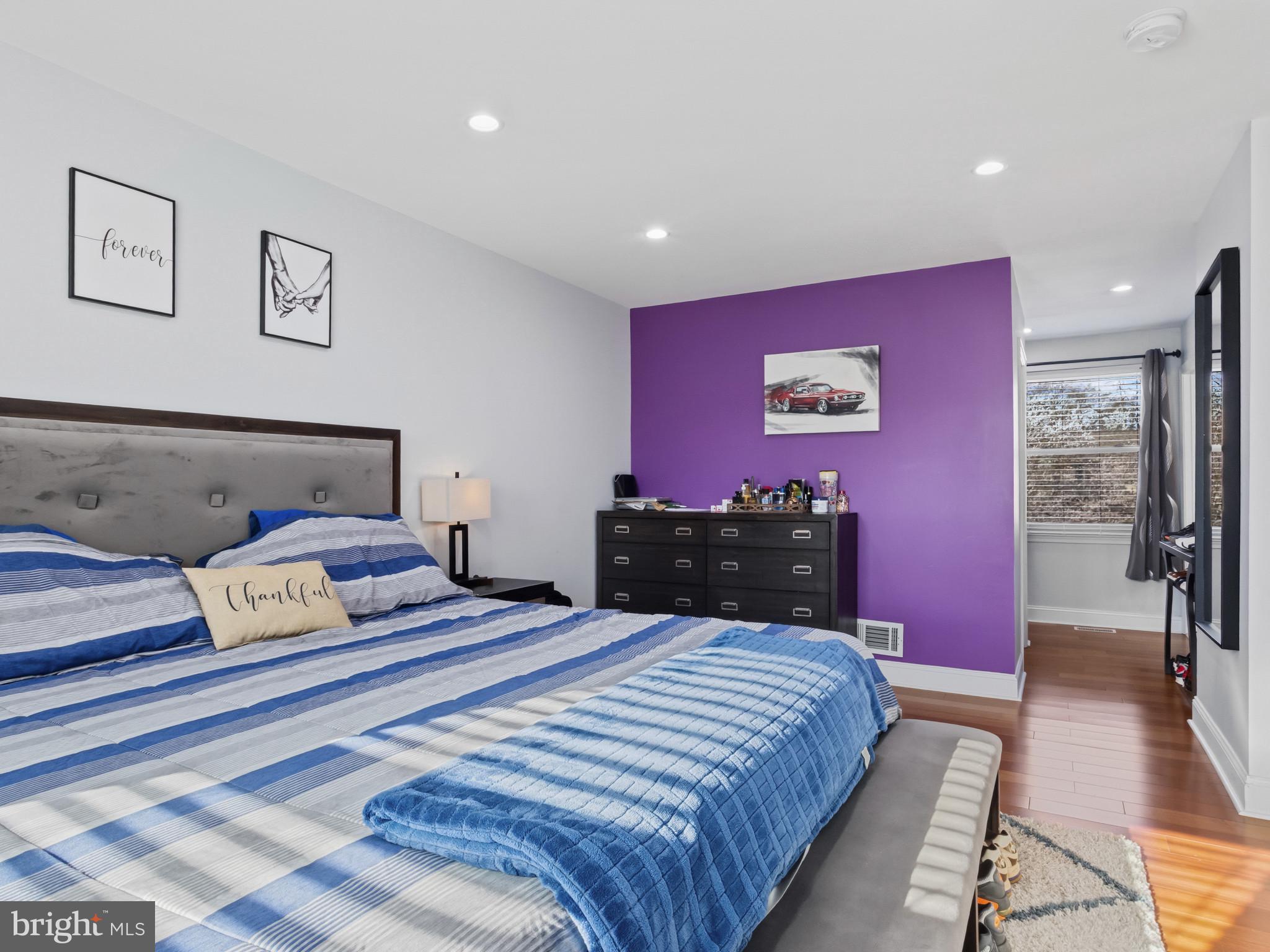 FOX RUN ESTATES - Residential