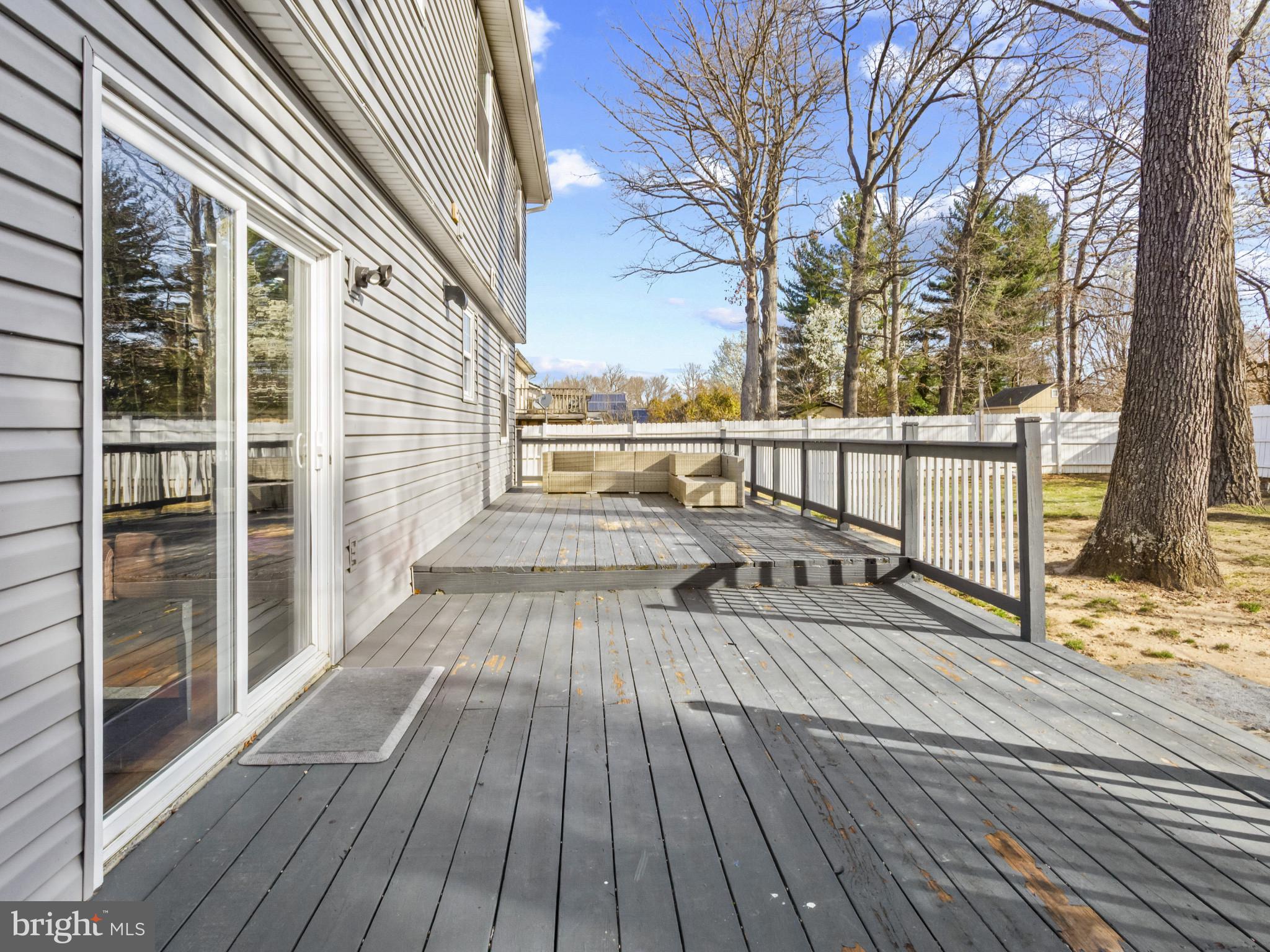 FOX RUN ESTATES - Residential