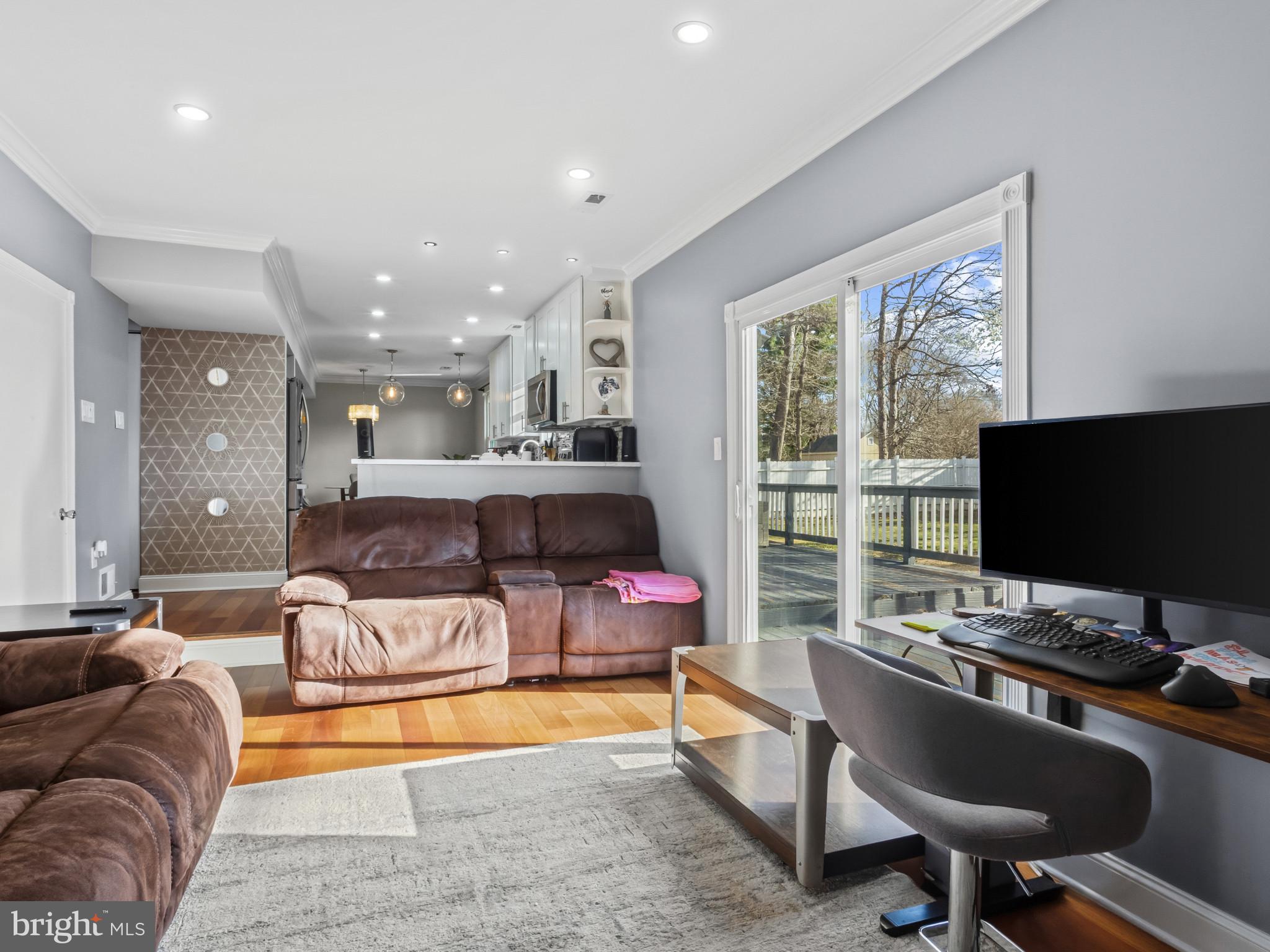 FOX RUN ESTATES - Residential