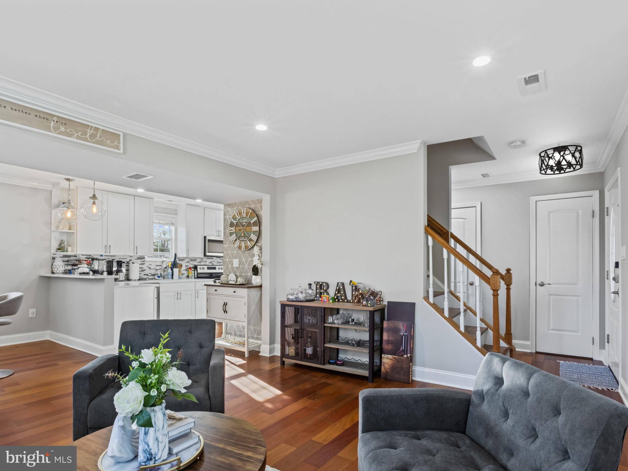 FOX RUN ESTATES - Residential