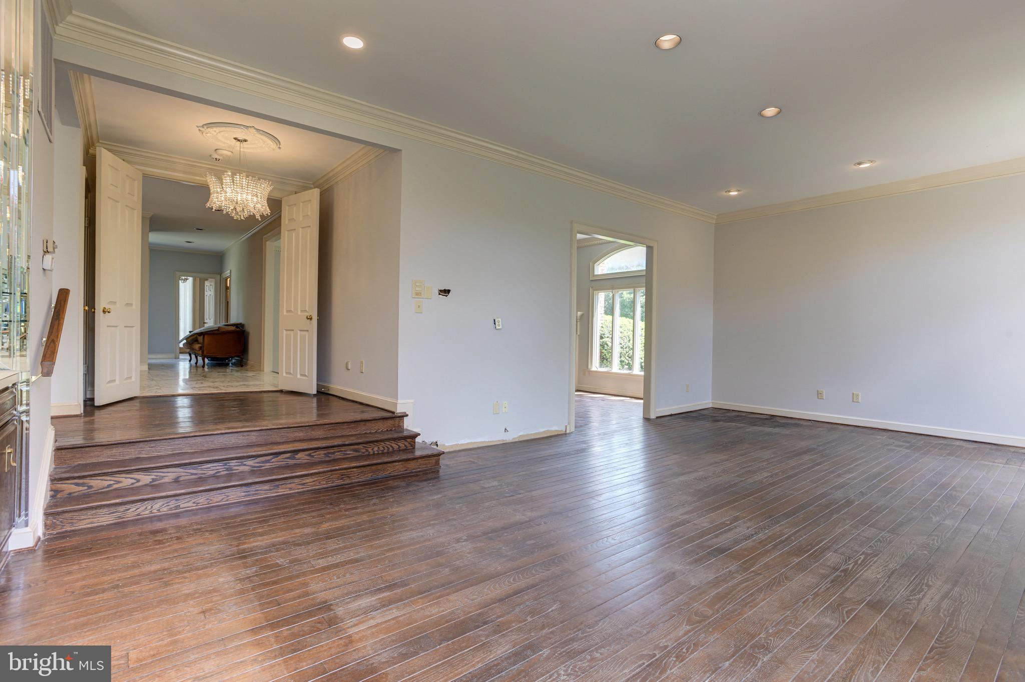MERRY GO ROUND FARM - Residential
