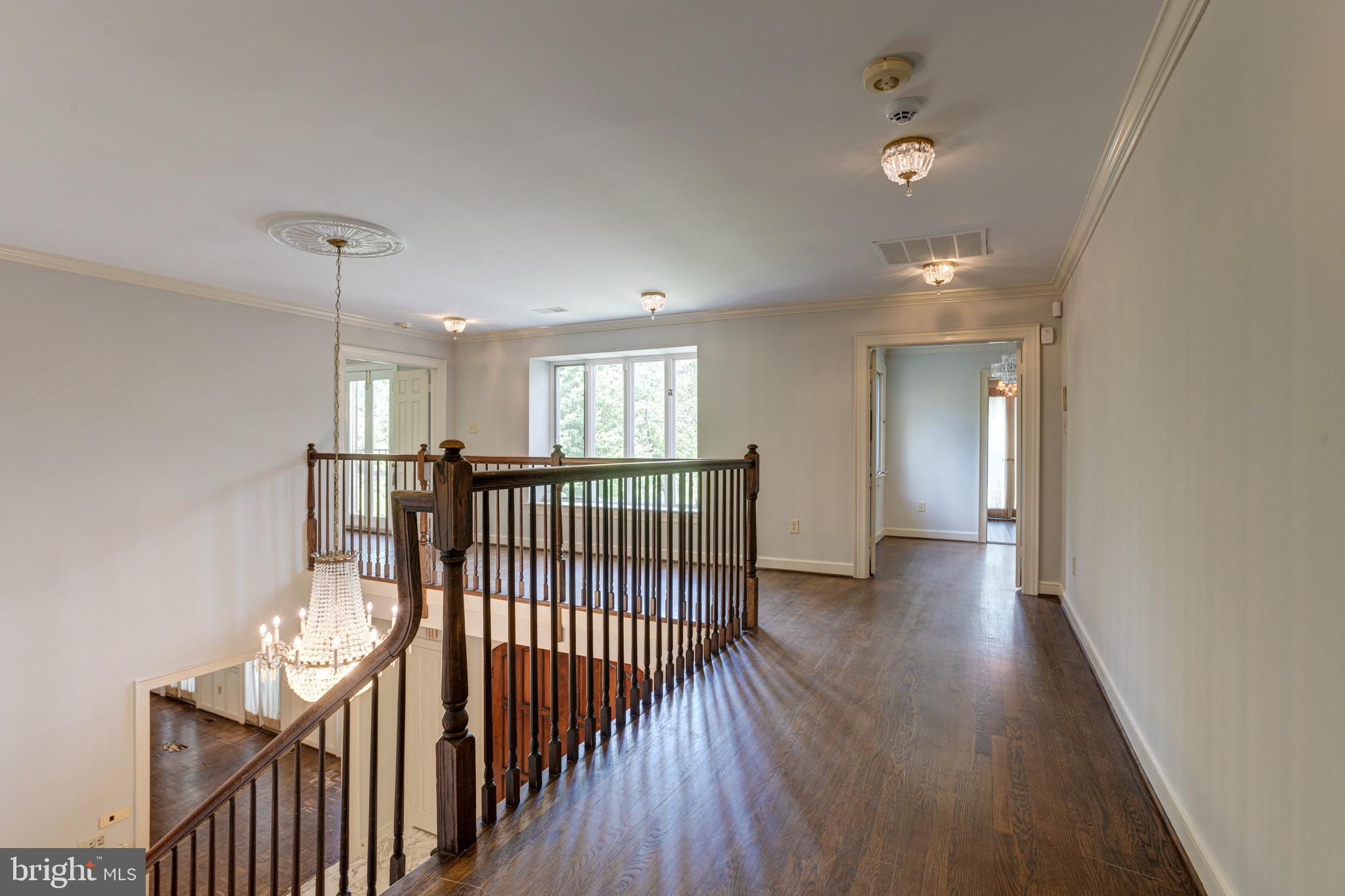 MERRY GO ROUND FARM - Residential