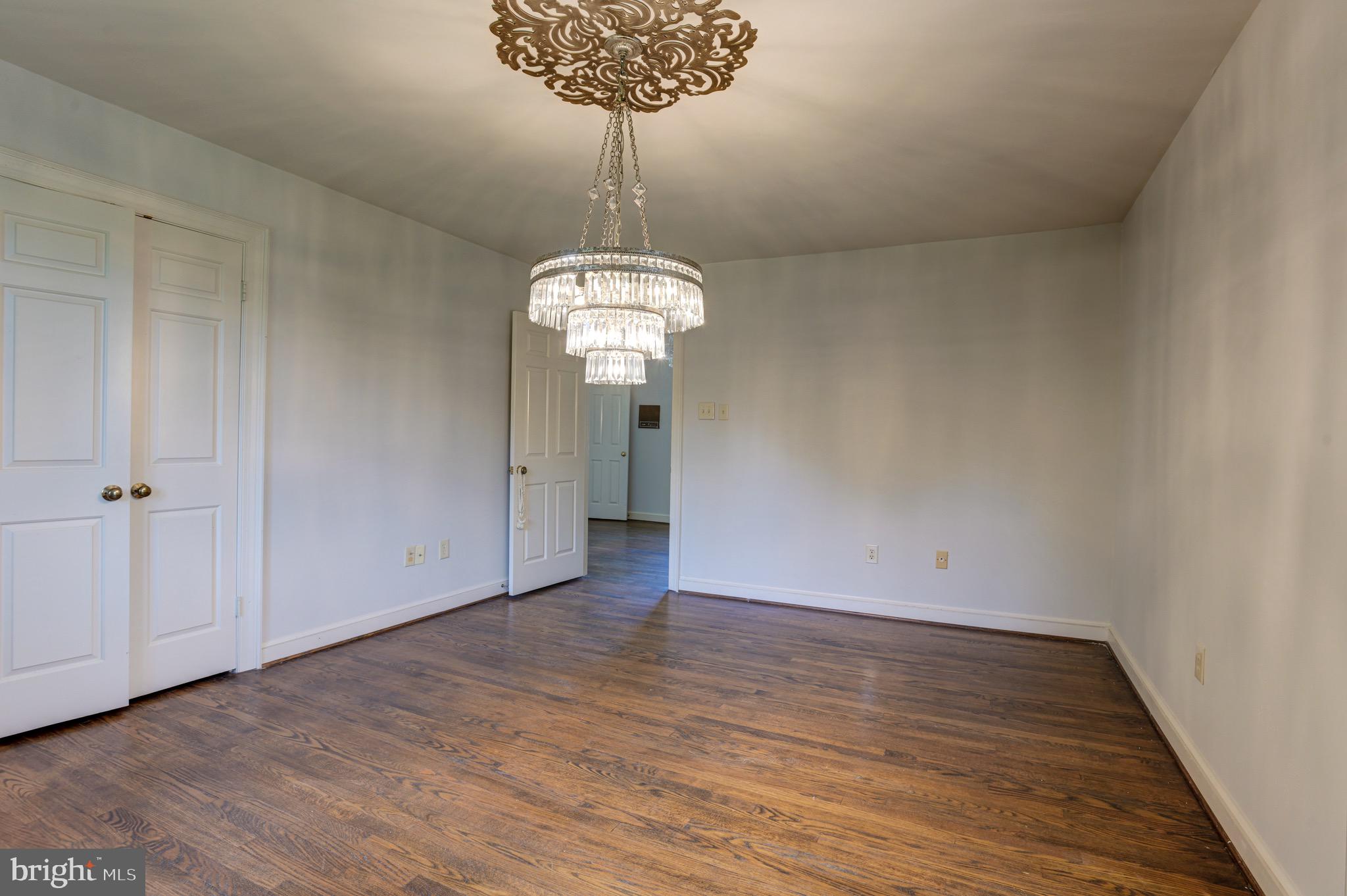 MERRY GO ROUND FARM - Residential
