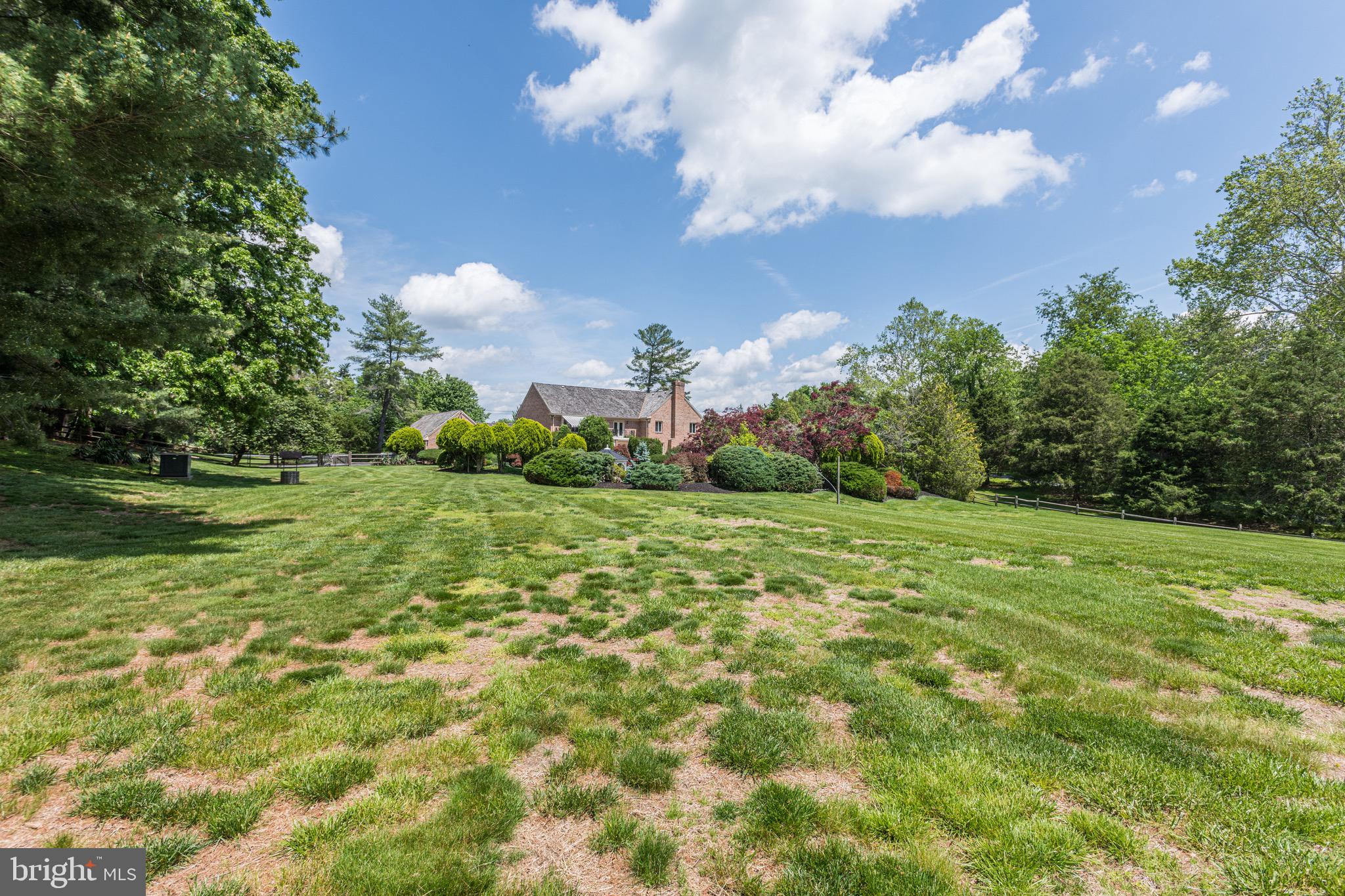 MERRY GO ROUND FARM - Residential