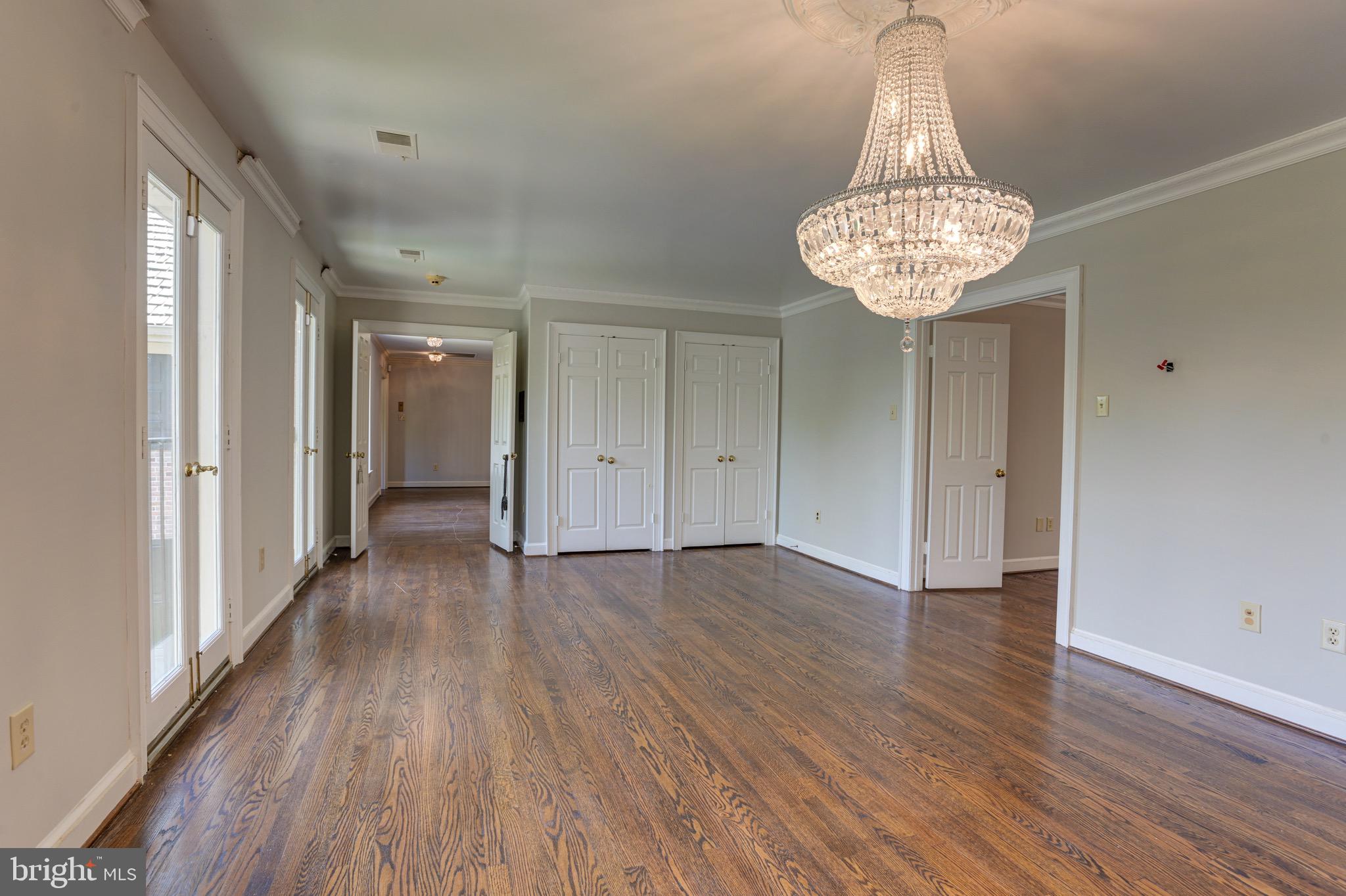 MERRY GO ROUND FARM - Residential