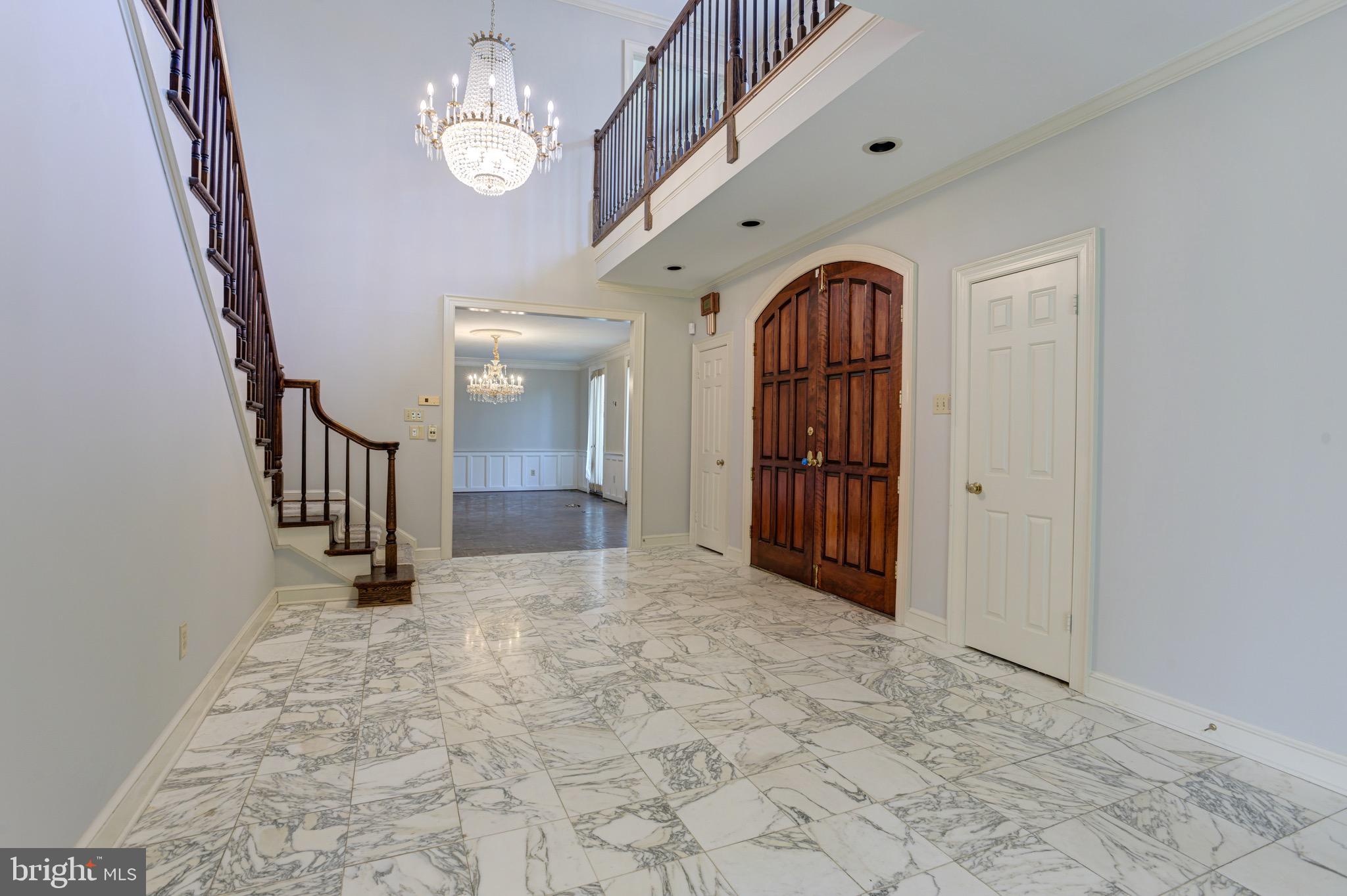 MERRY GO ROUND FARM - Residential