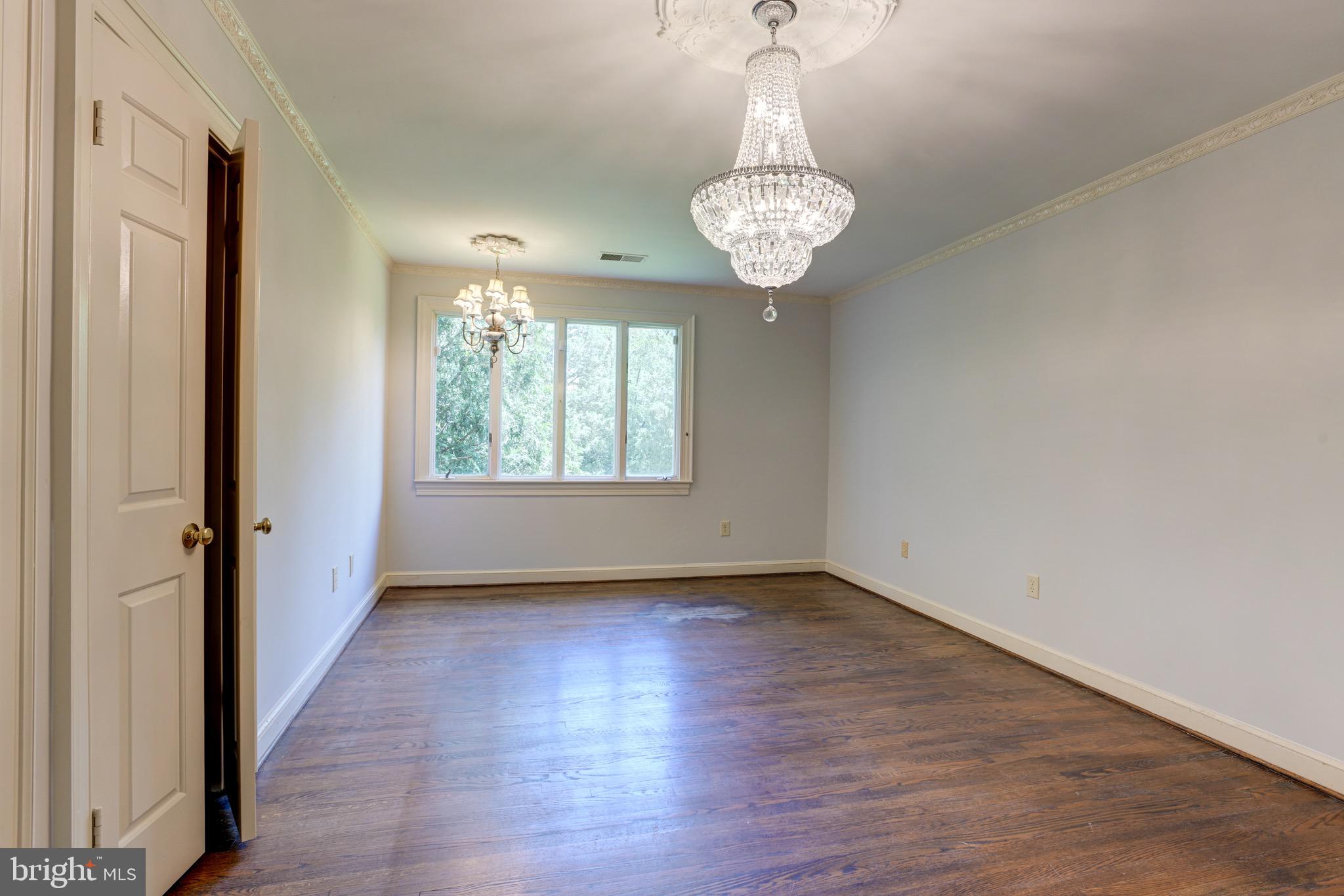 MERRY GO ROUND FARM - Residential