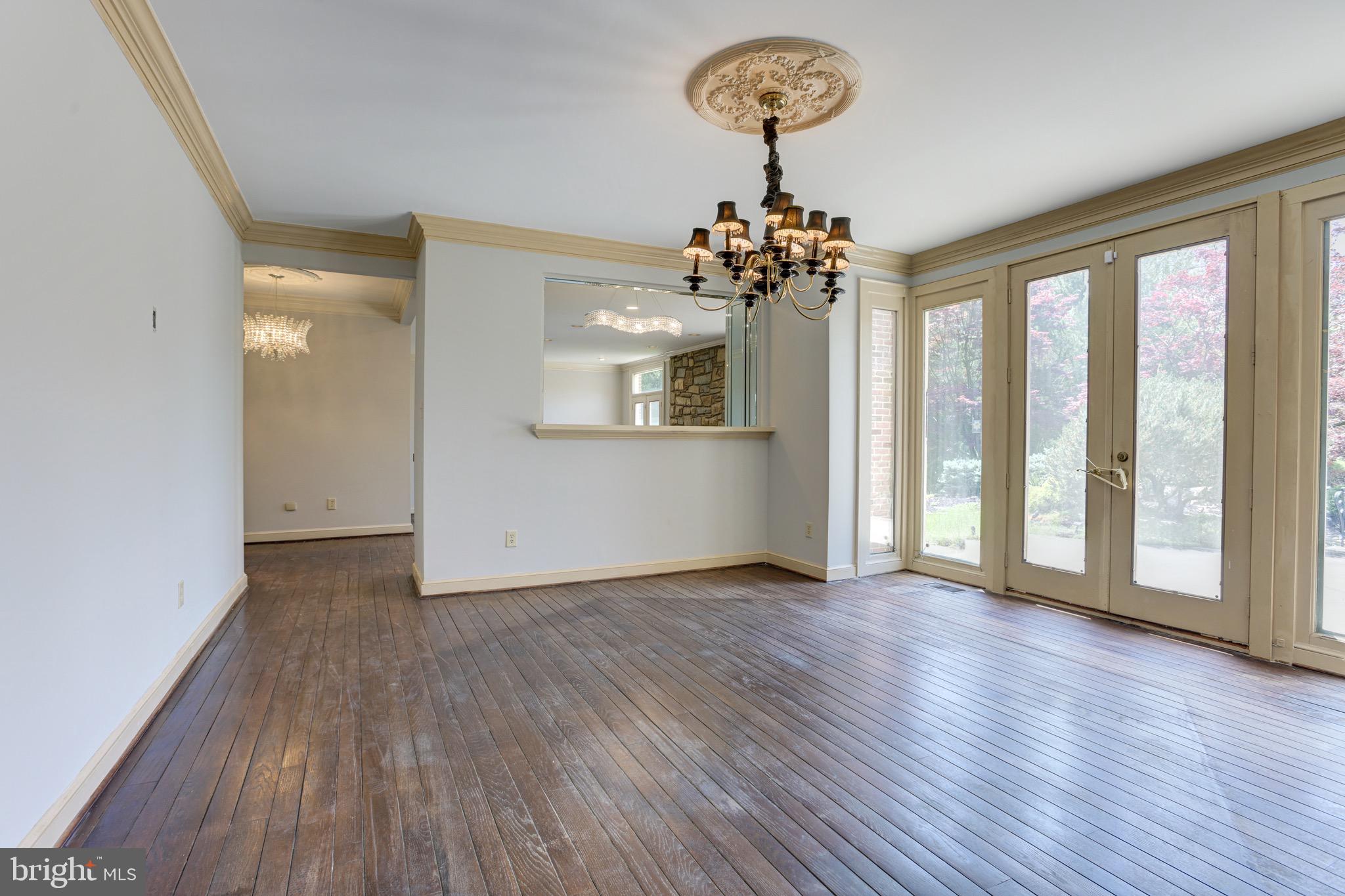MERRY GO ROUND FARM - Residential