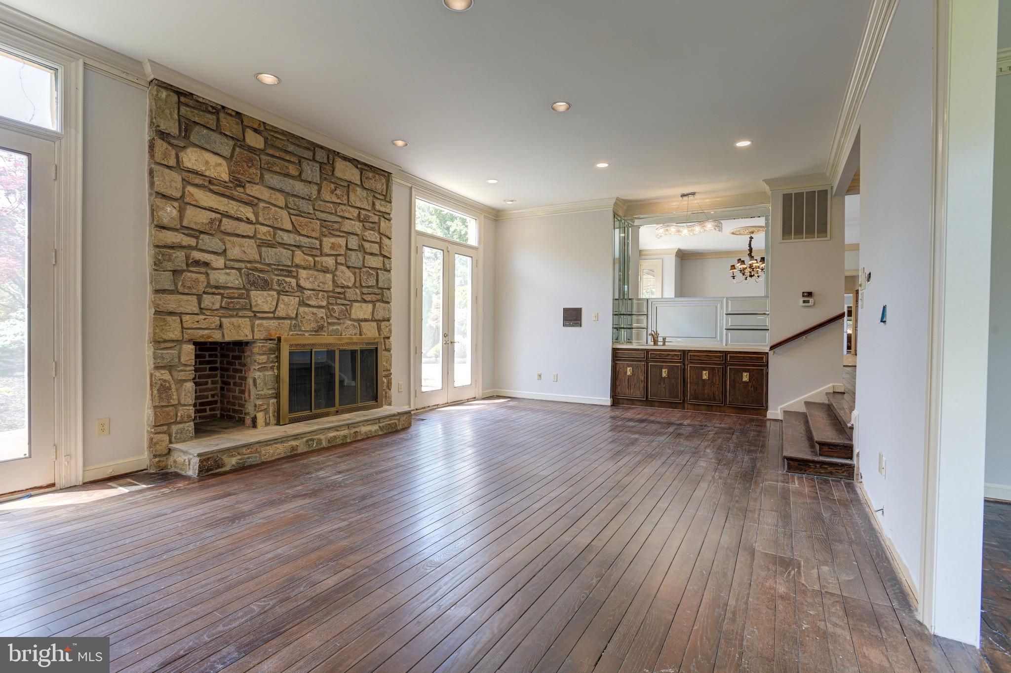 MERRY GO ROUND FARM - Residential