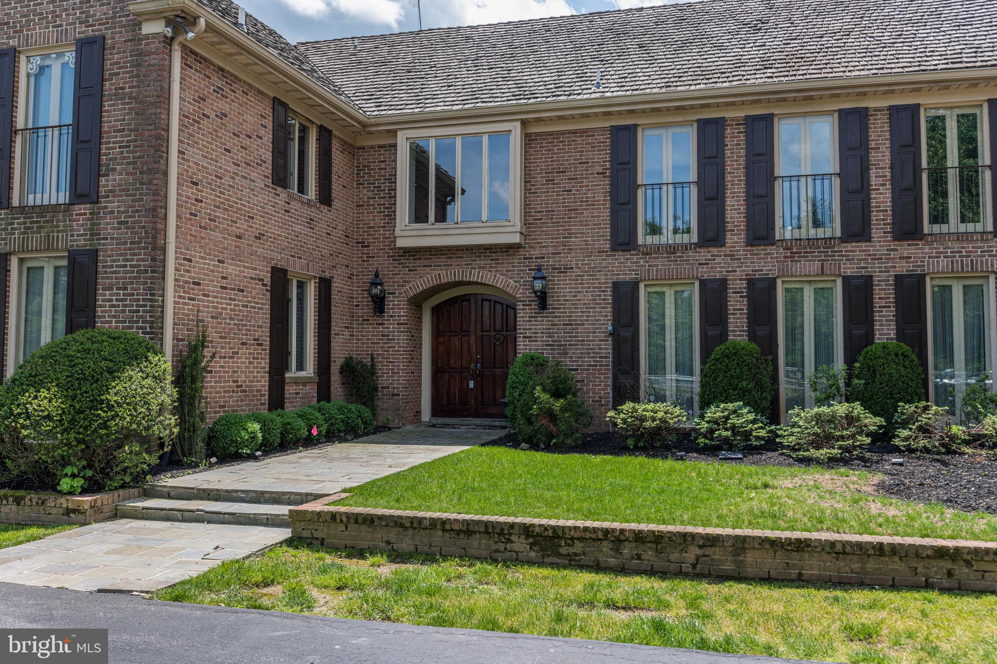 MERRY GO ROUND FARM - Residential