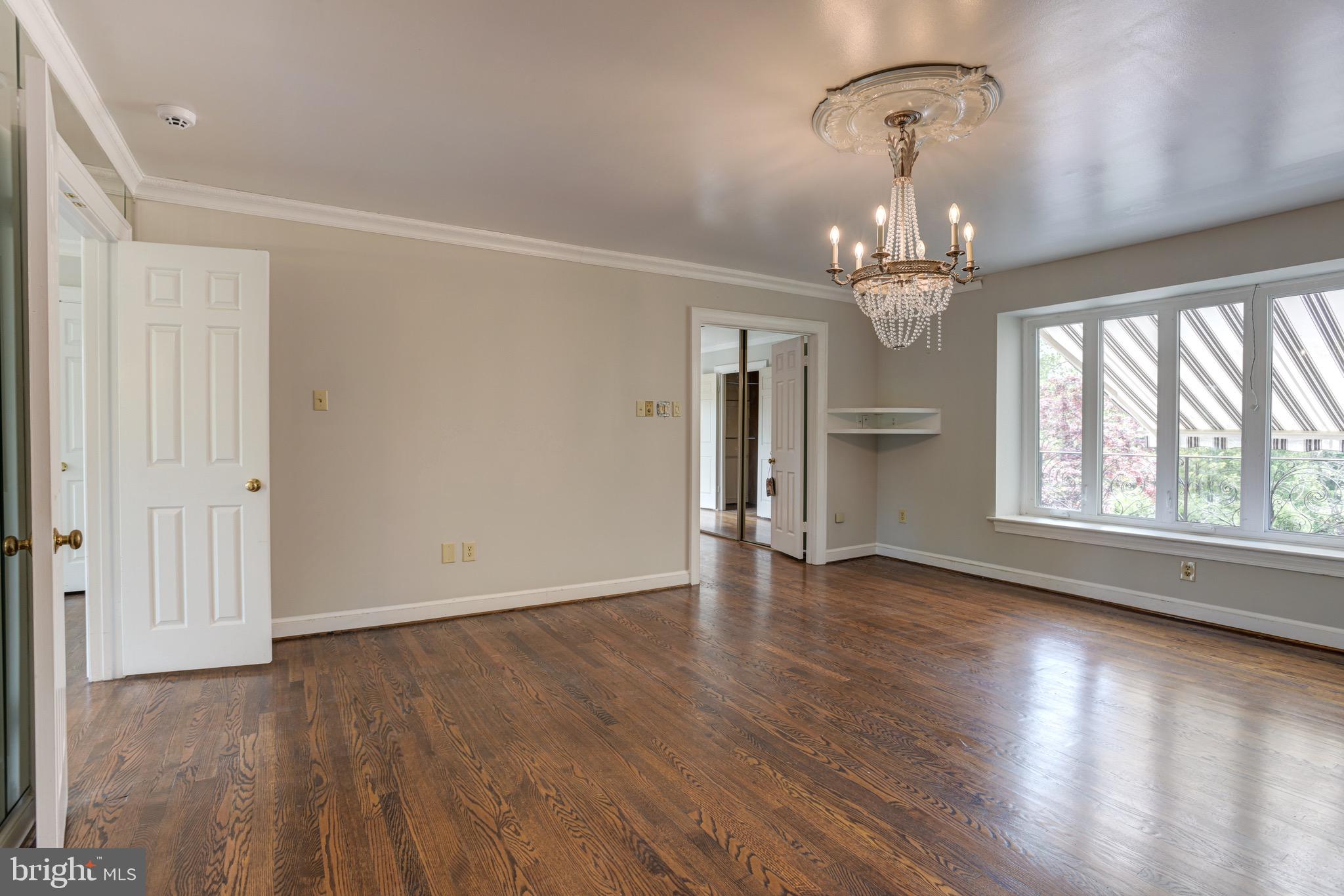 MERRY GO ROUND FARM - Residential