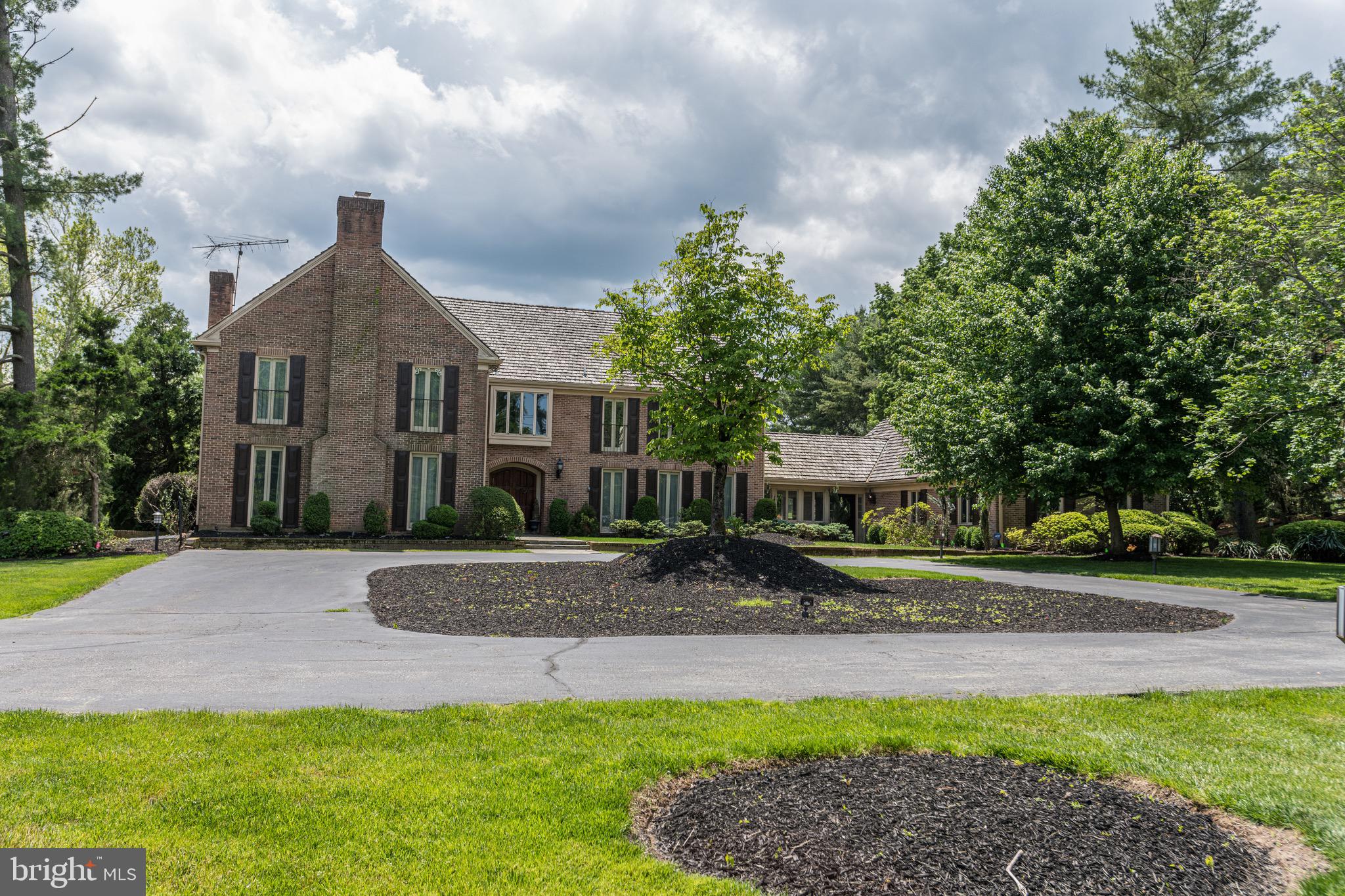 MERRY GO ROUND FARM - Residential