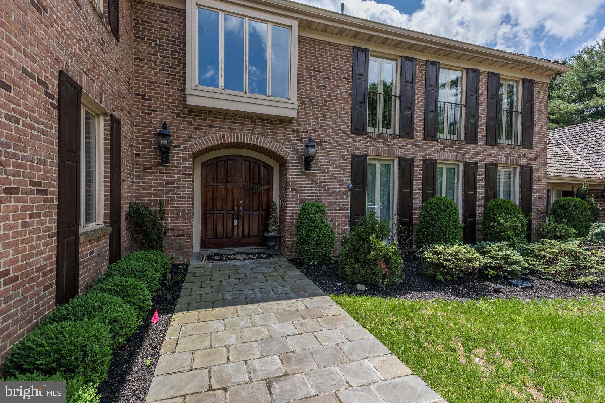 MERRY GO ROUND FARM - Residential
