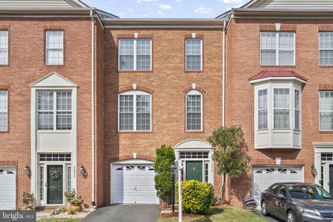 12917 WOOD CRESCENT CIRCLE HERNDON VA 20171