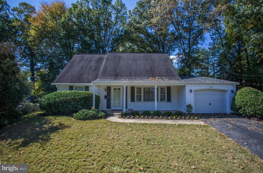 NO HOA! Motivated Seller! All Major systems replaced the past few years including Roof! Private rear yard w/deck.Large family room addition, Cul-de-sac w/all major roads & shopping close by.$Thousands in recent updates/upgrades;New carpet, Granite Counters & Cook Top in Table space kitchen,2 year young HVAC, Gas Heat and Hot Water Heater. Wood burning Fireplace w/Brick Mantel! 1 Car Garage.