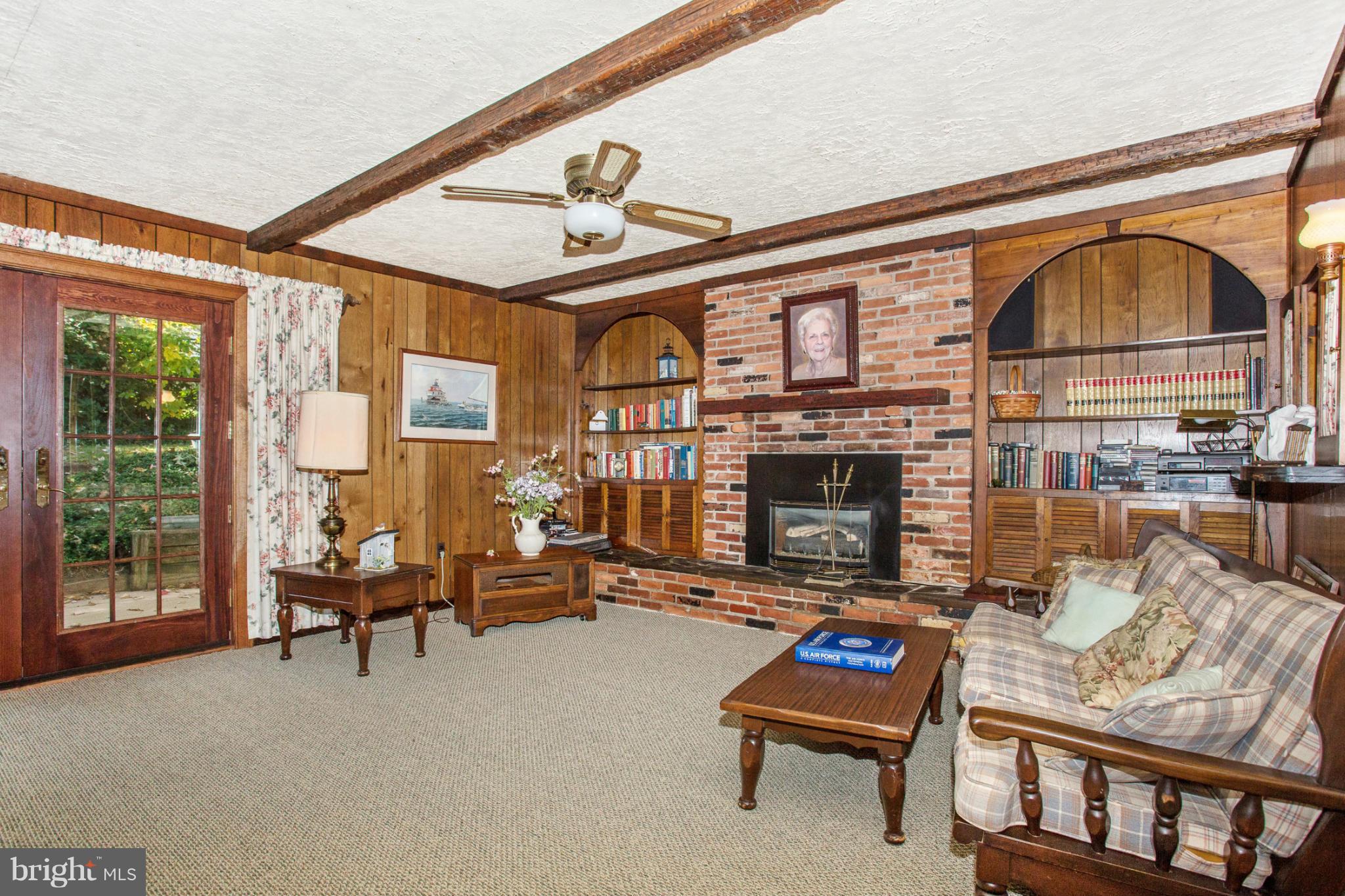 VICTORIA HEIGHTS - Residential