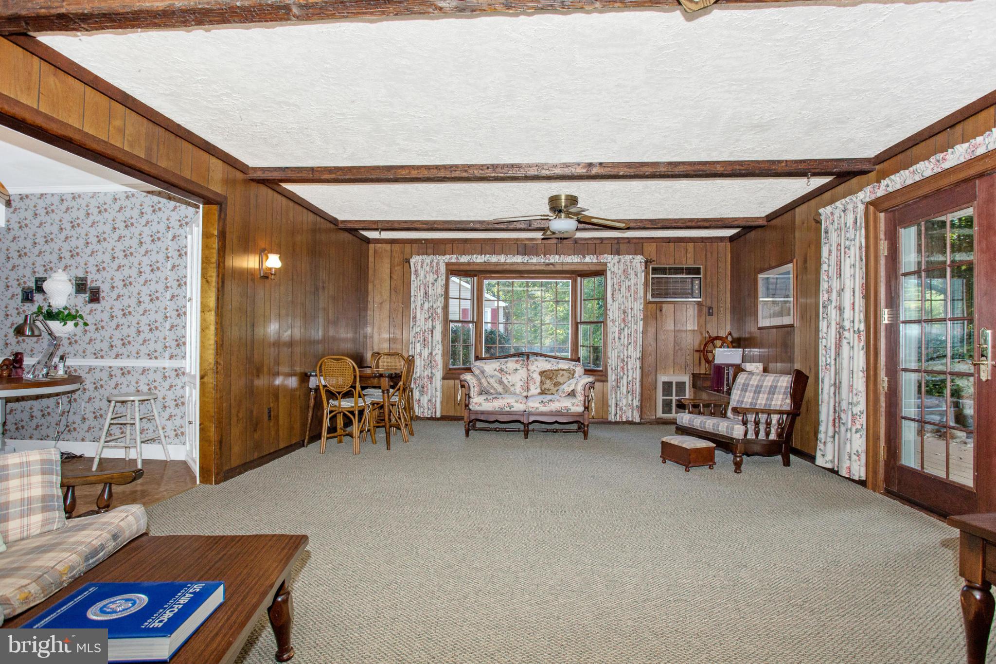 VICTORIA HEIGHTS - Residential