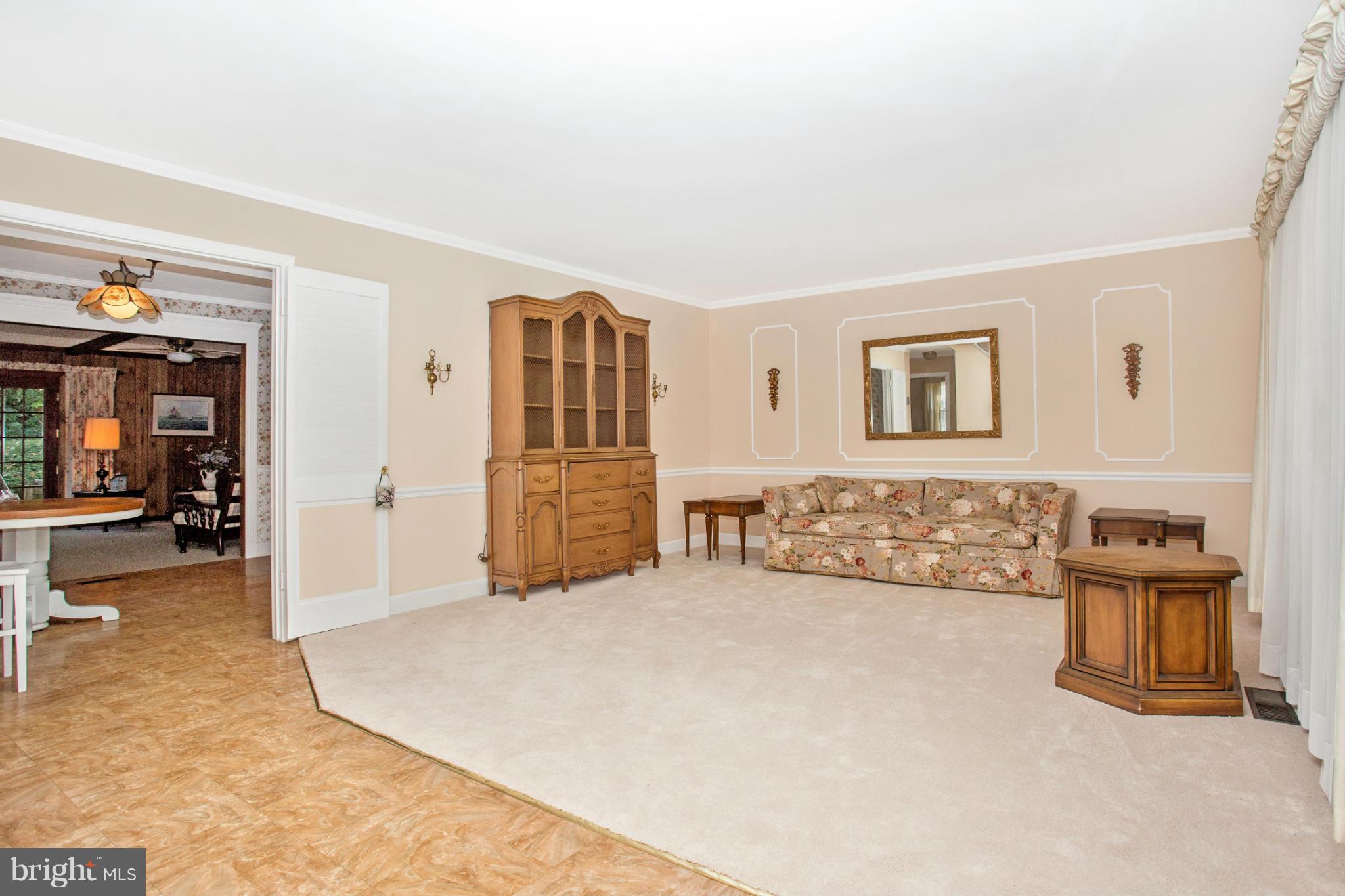 VICTORIA HEIGHTS - Residential