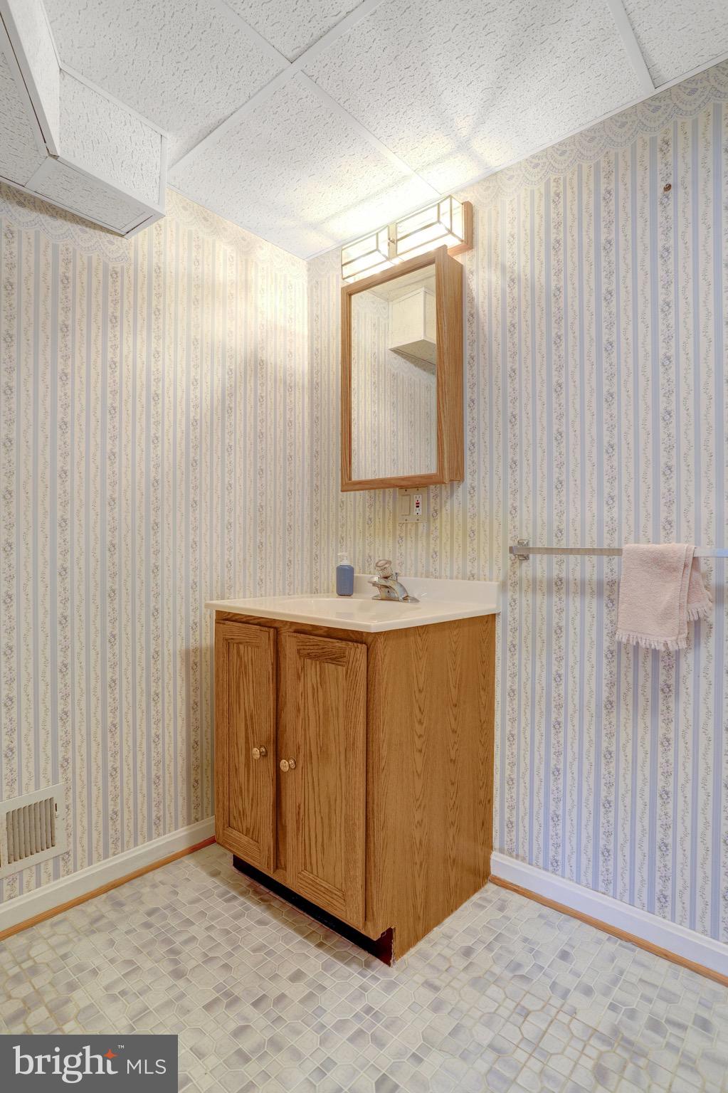 FOSTORIA - Residential