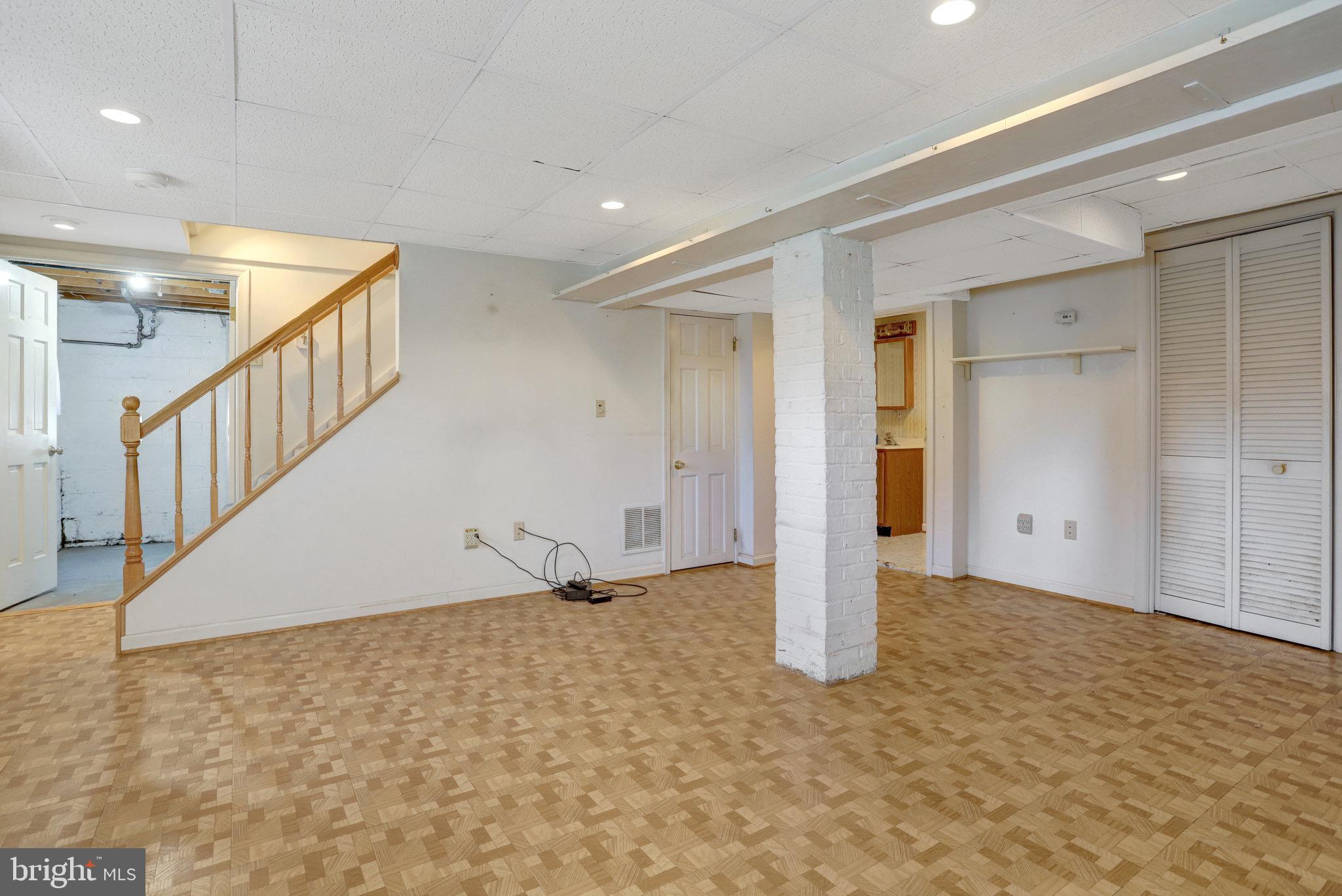 FOSTORIA - Residential