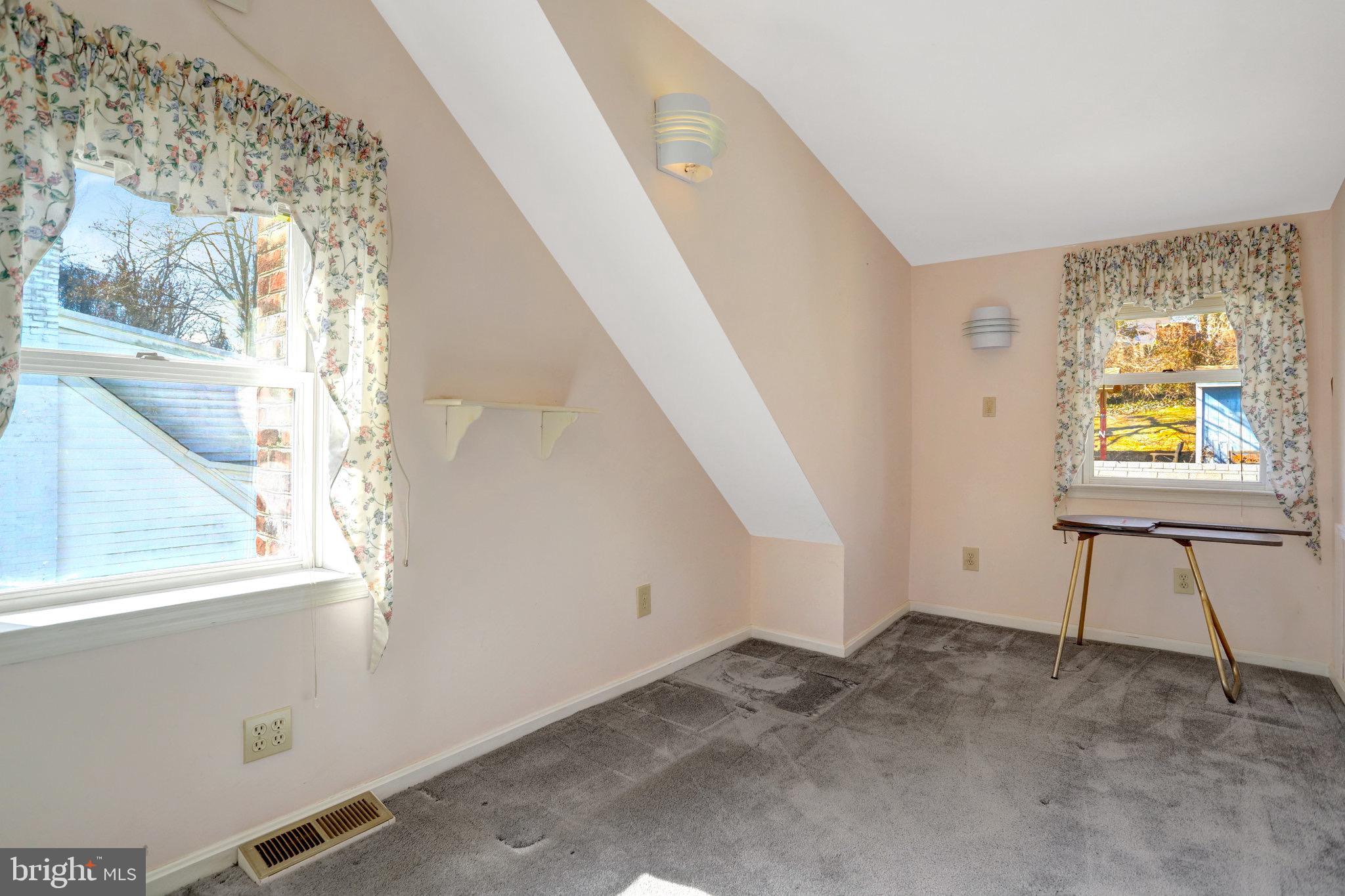 FOSTORIA - Residential