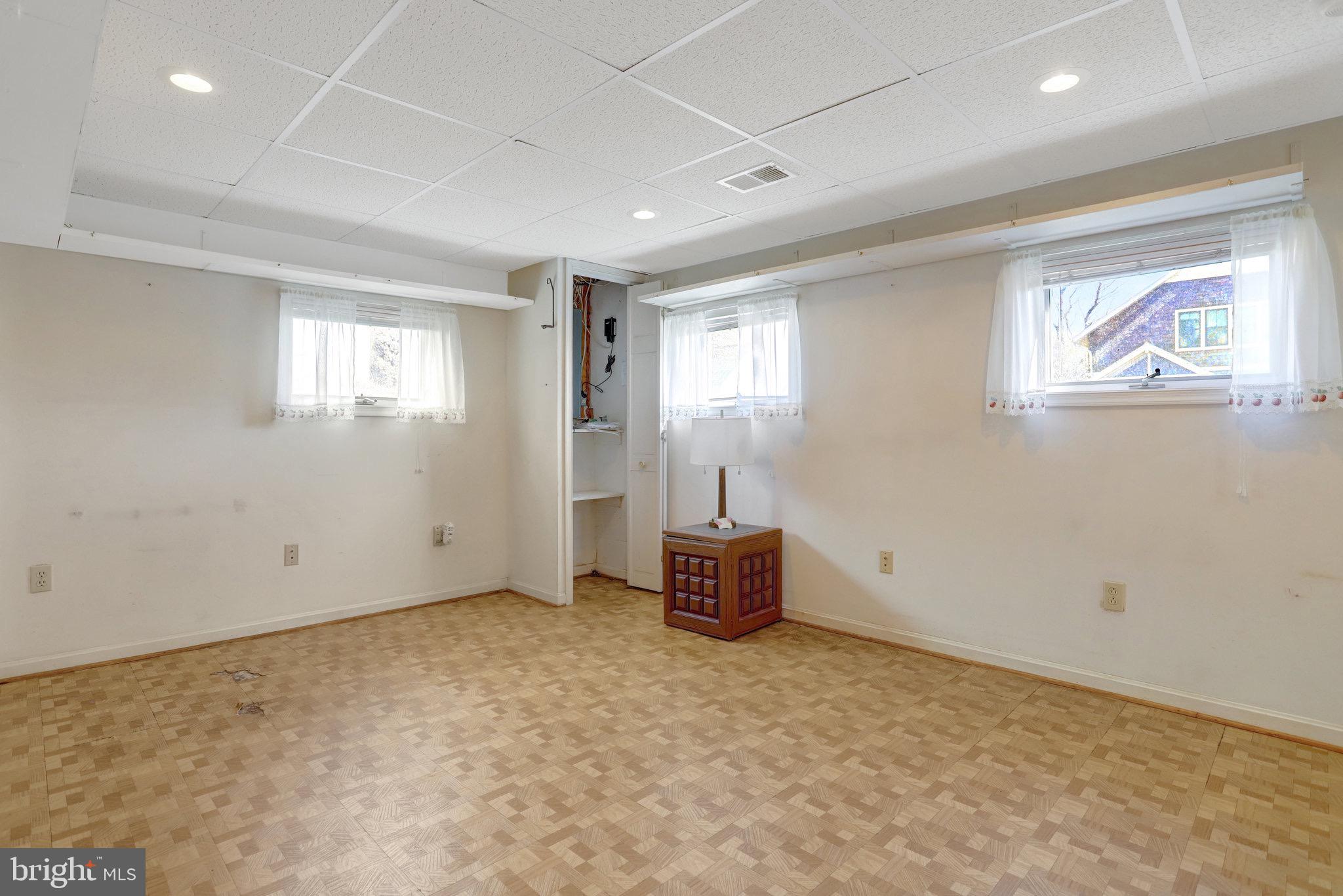 FOSTORIA - Residential