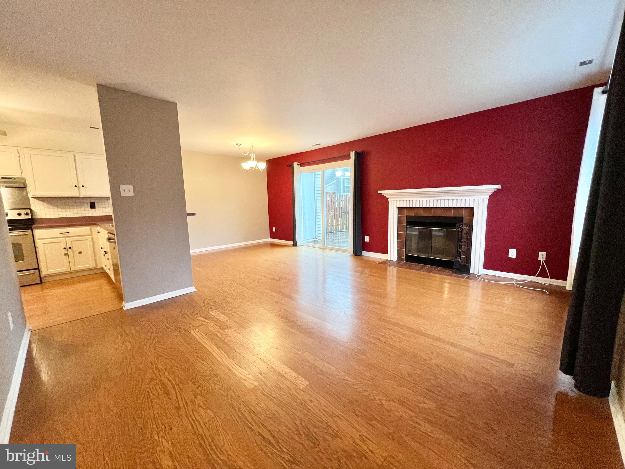 SAW MILL VALLEY - Residential Lease