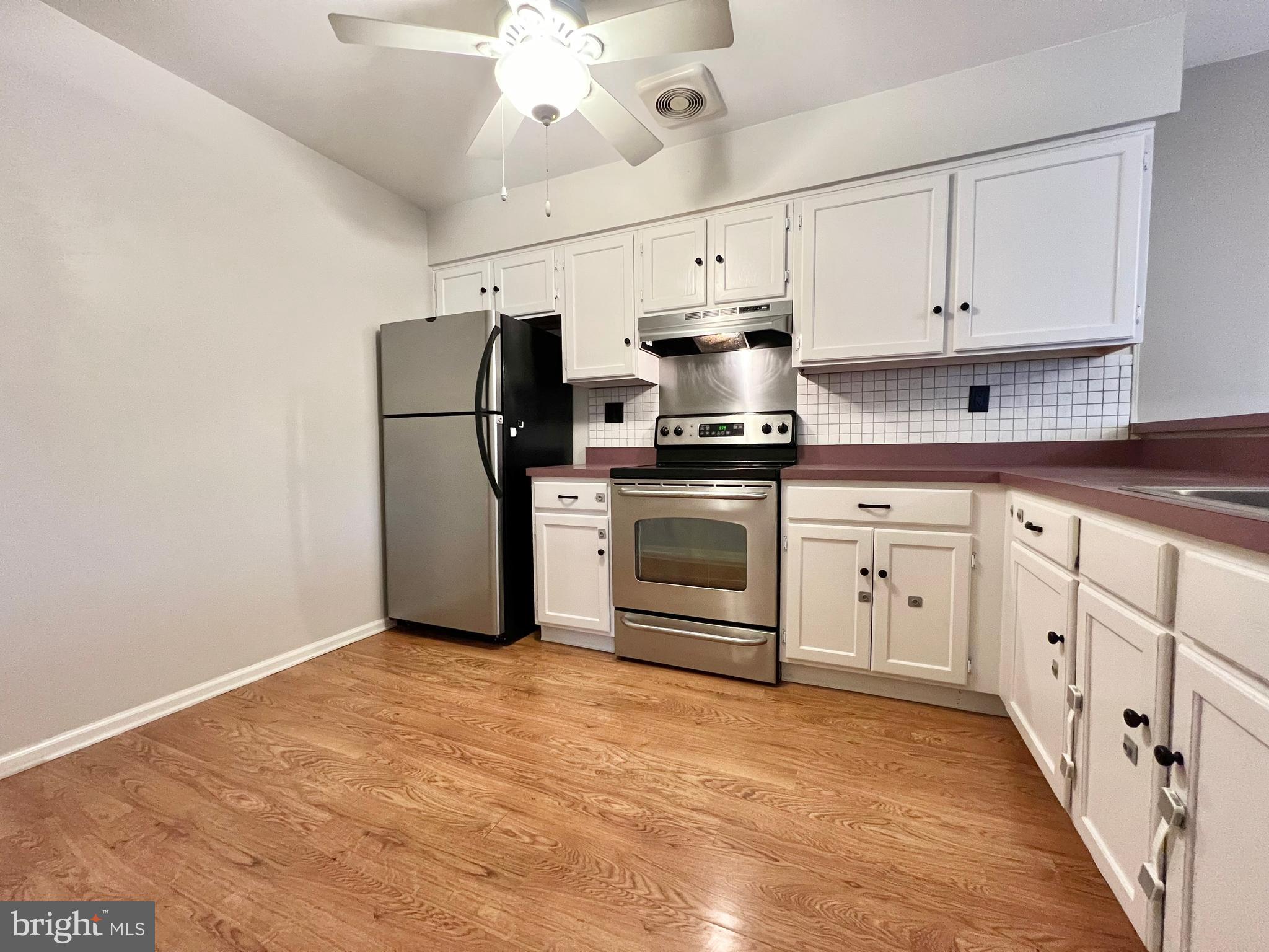 SAW MILL VALLEY - Residential Lease
