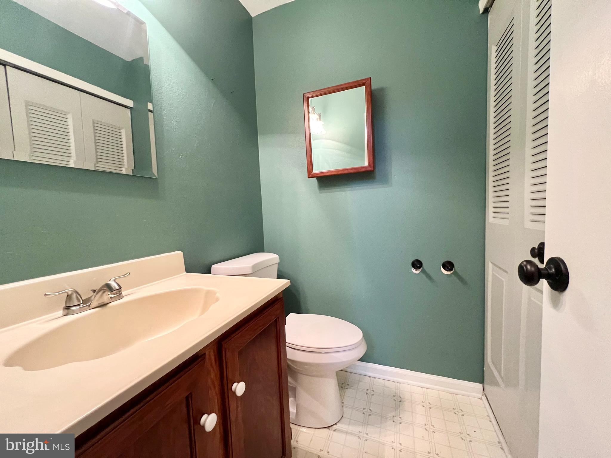 SAW MILL VALLEY - Residential Lease