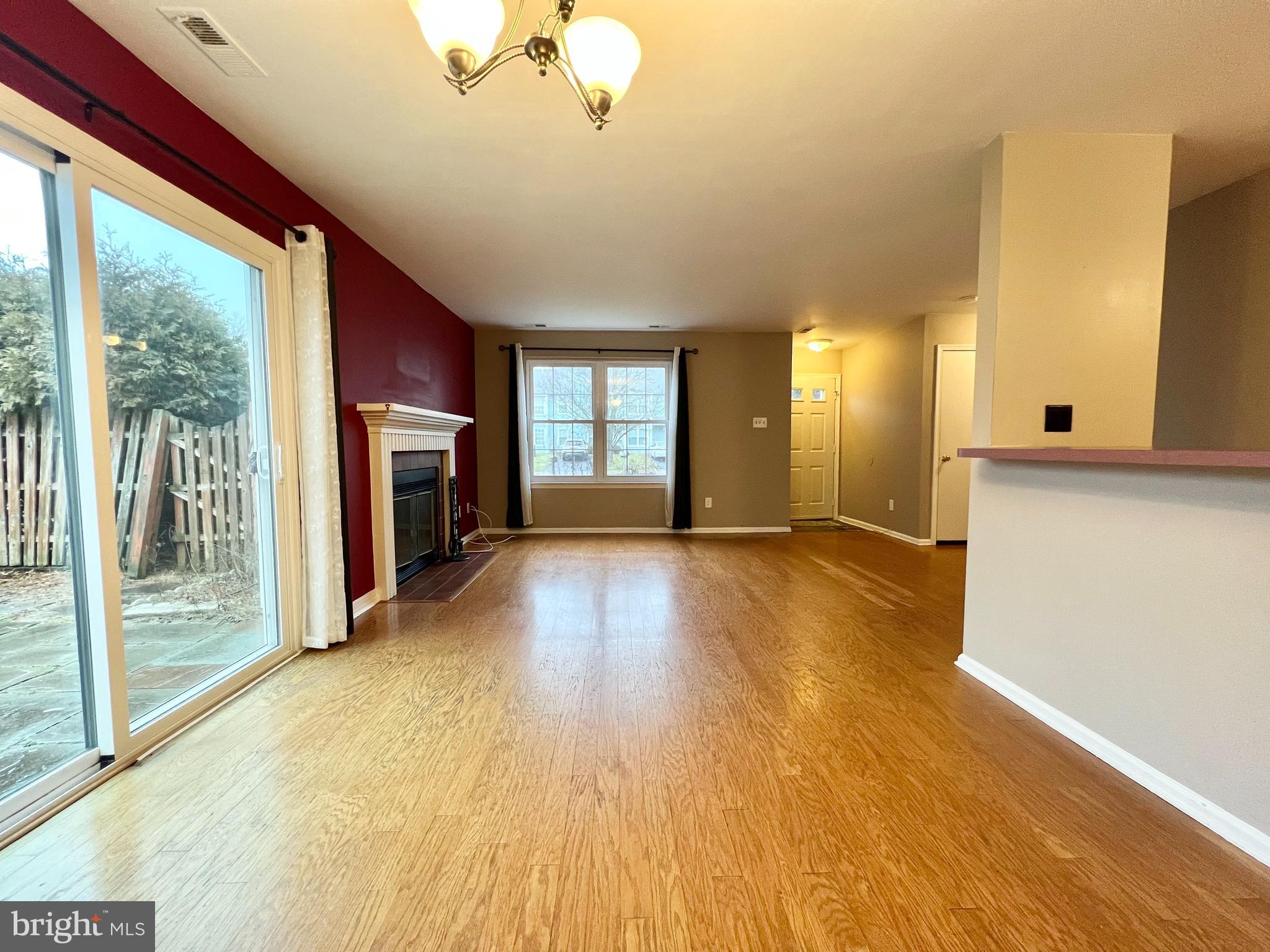 SAW MILL VALLEY - Residential Lease