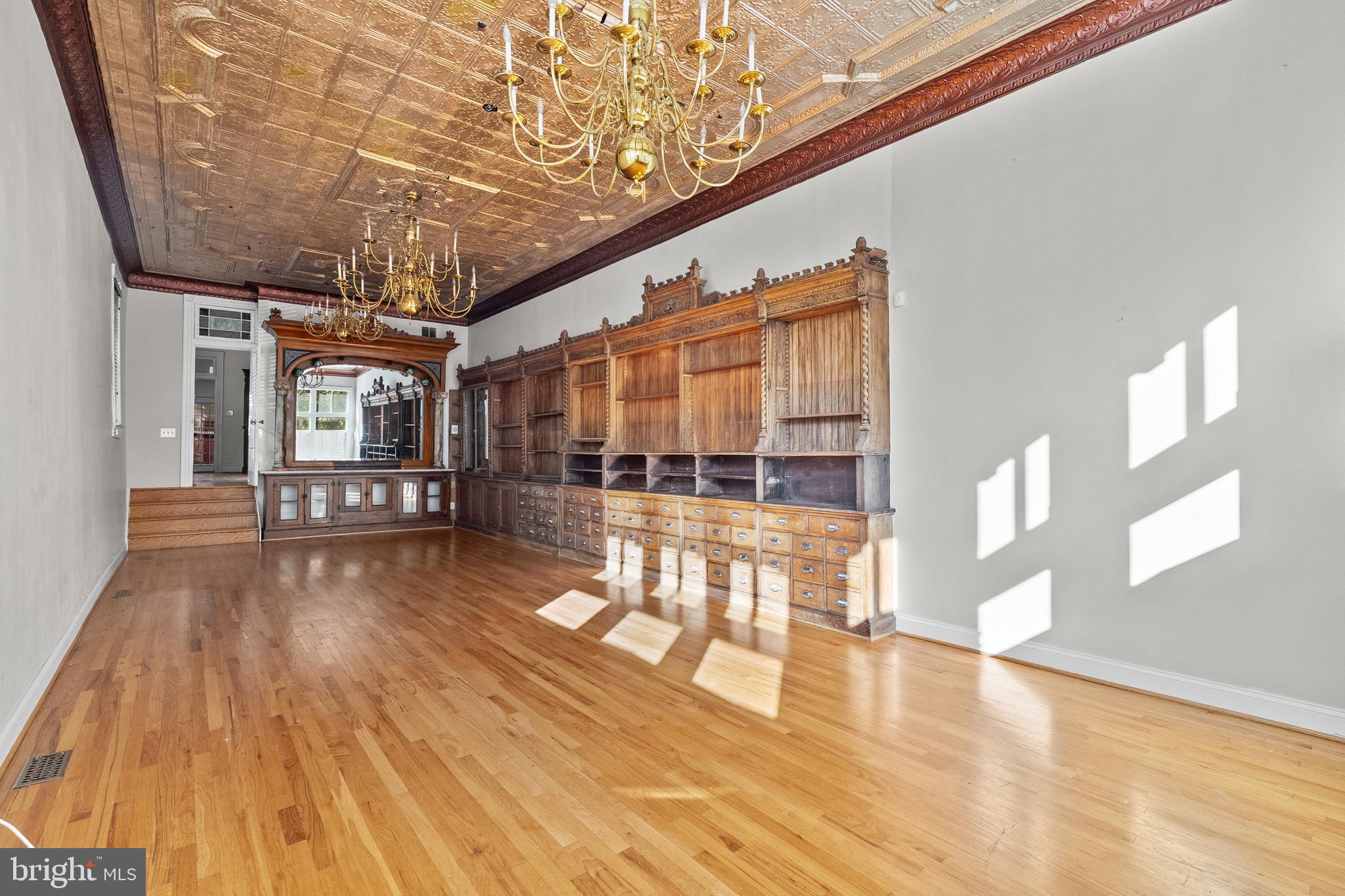 BUTCHERS HILL - Residential Lease