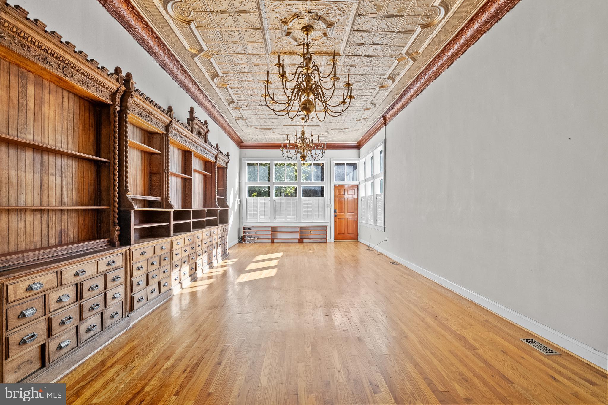 BUTCHERS HILL - Residential Lease