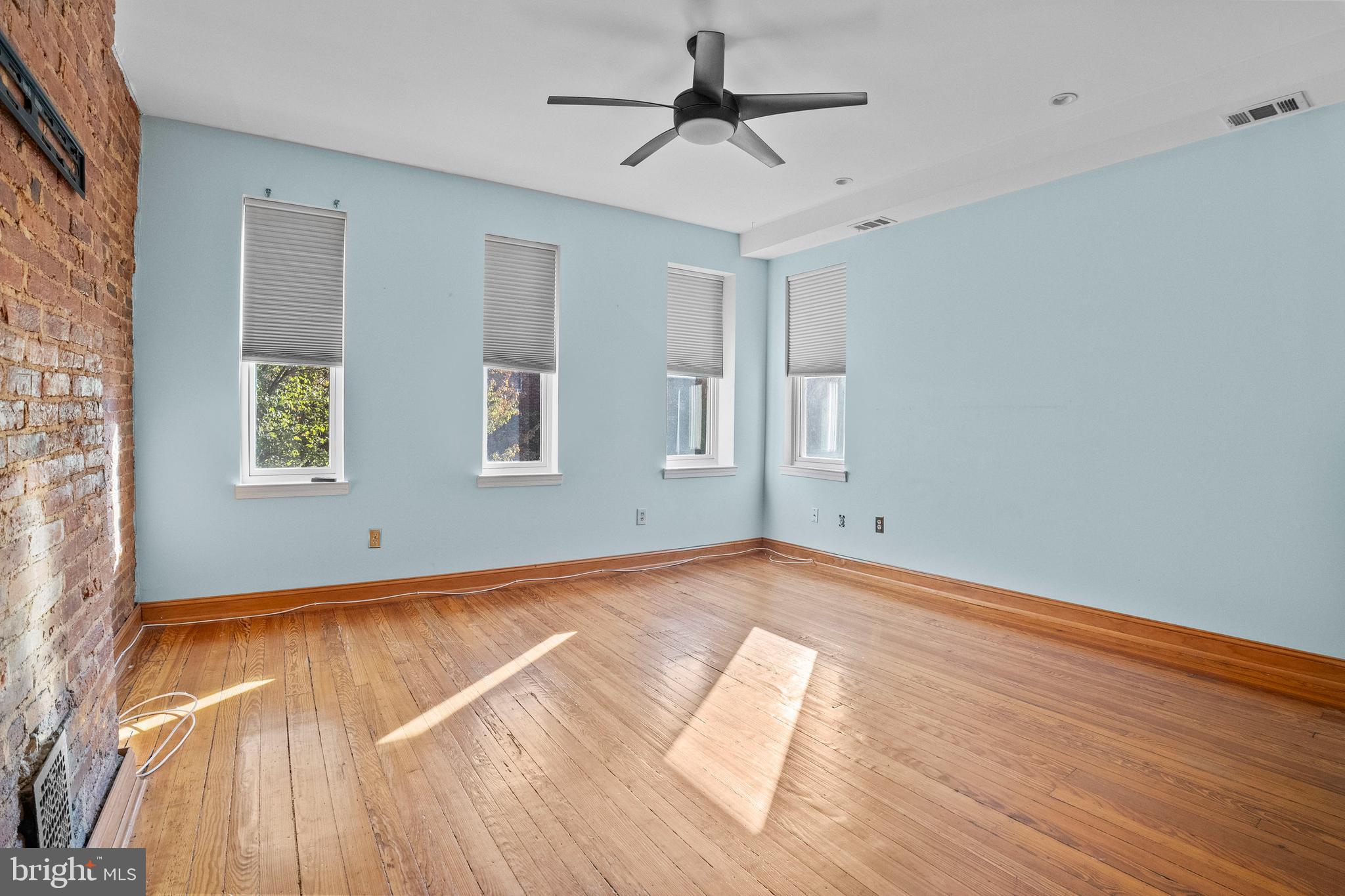 BUTCHERS HILL - Residential Lease