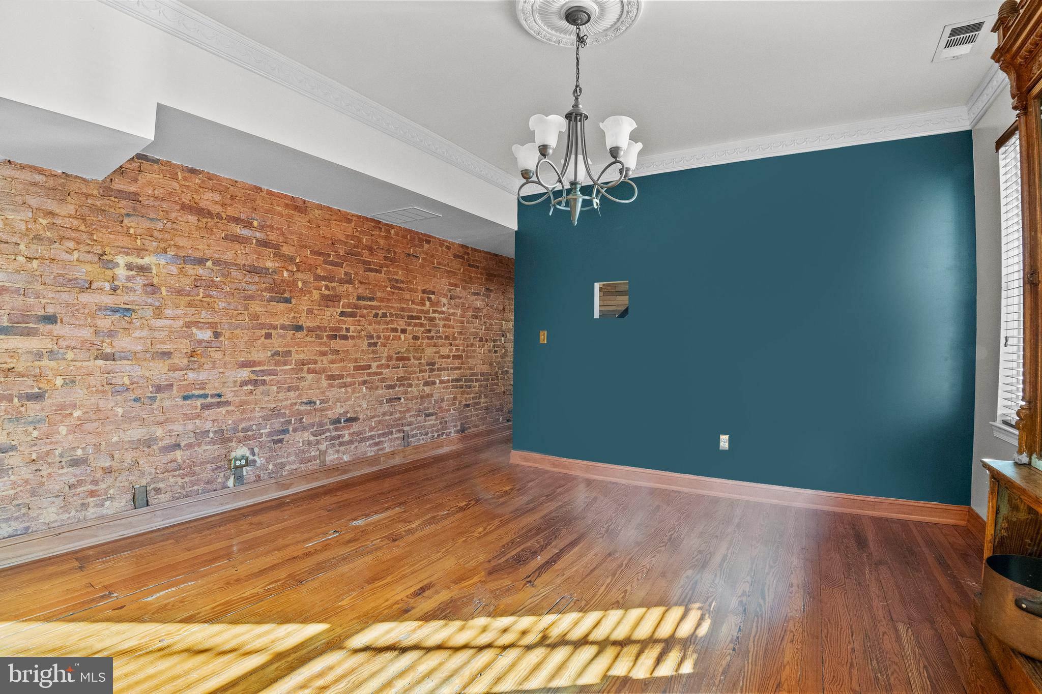 BUTCHERS HILL - Residential Lease