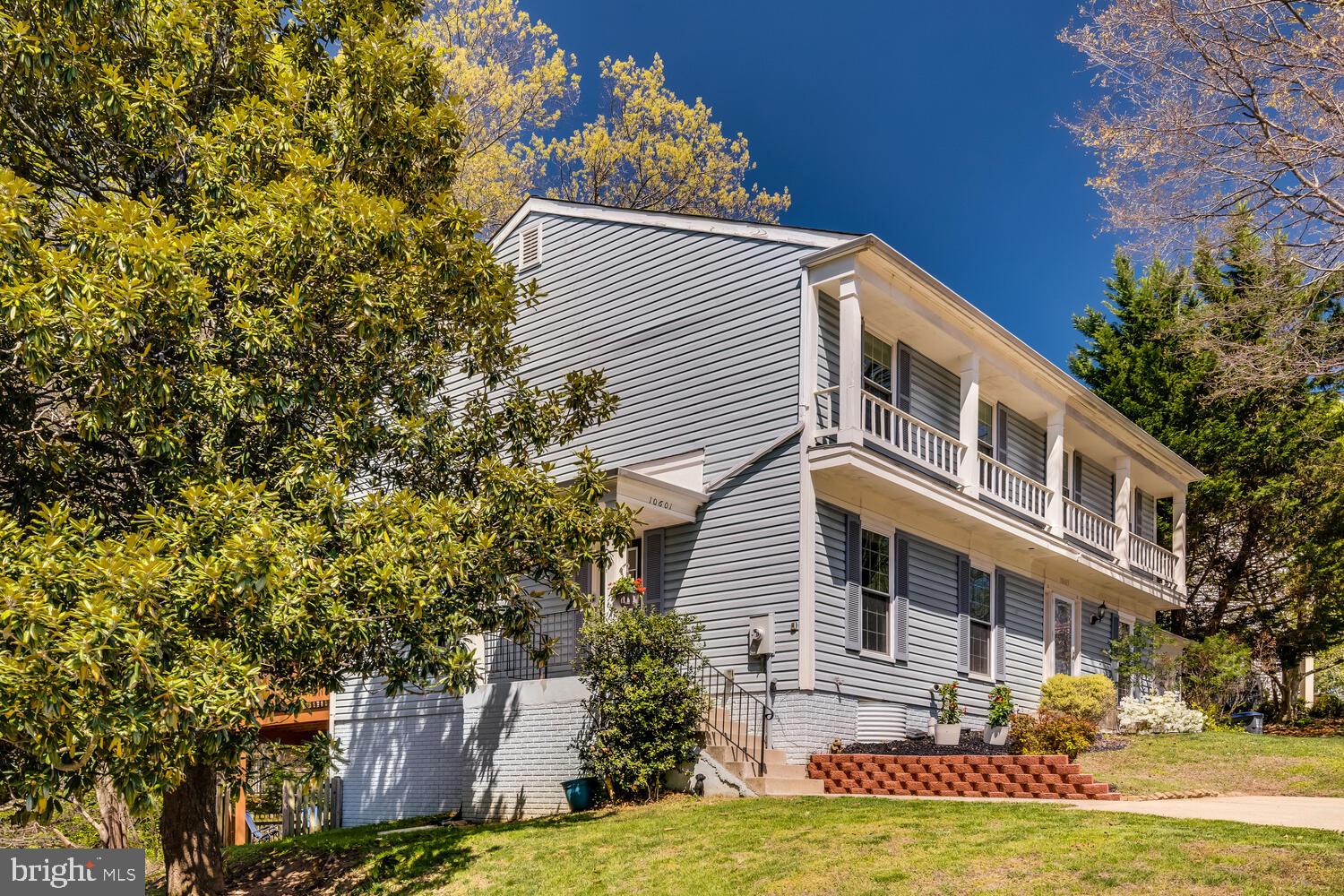 10601 REEDS LANDING CIRCLE