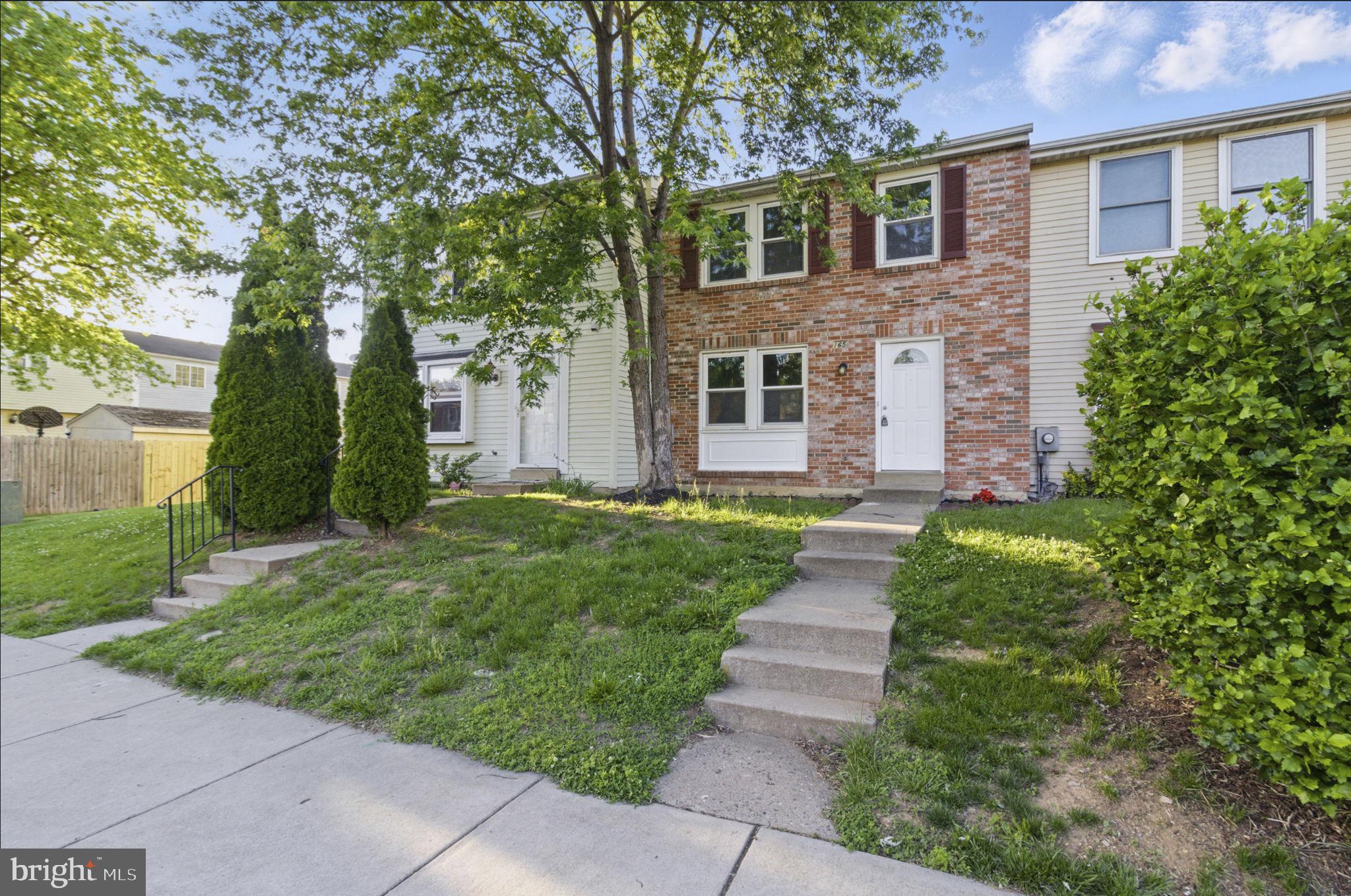 165 FAIRFIELD DRIVE