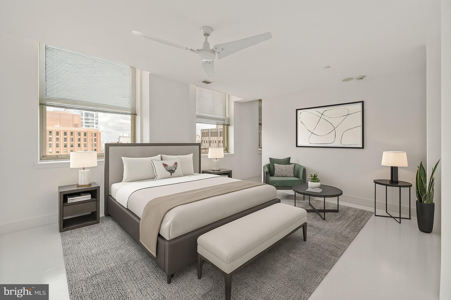 LOGAN SQUARE - Residential