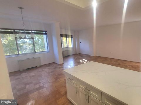 Photo of 10500 Rockville Pike #M15, ROCKVILLE, MD 20852 (MLS # MDMC2207052)