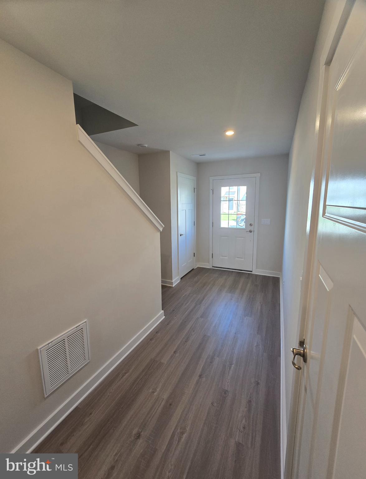 SOUTH BROOK - Residential Lease