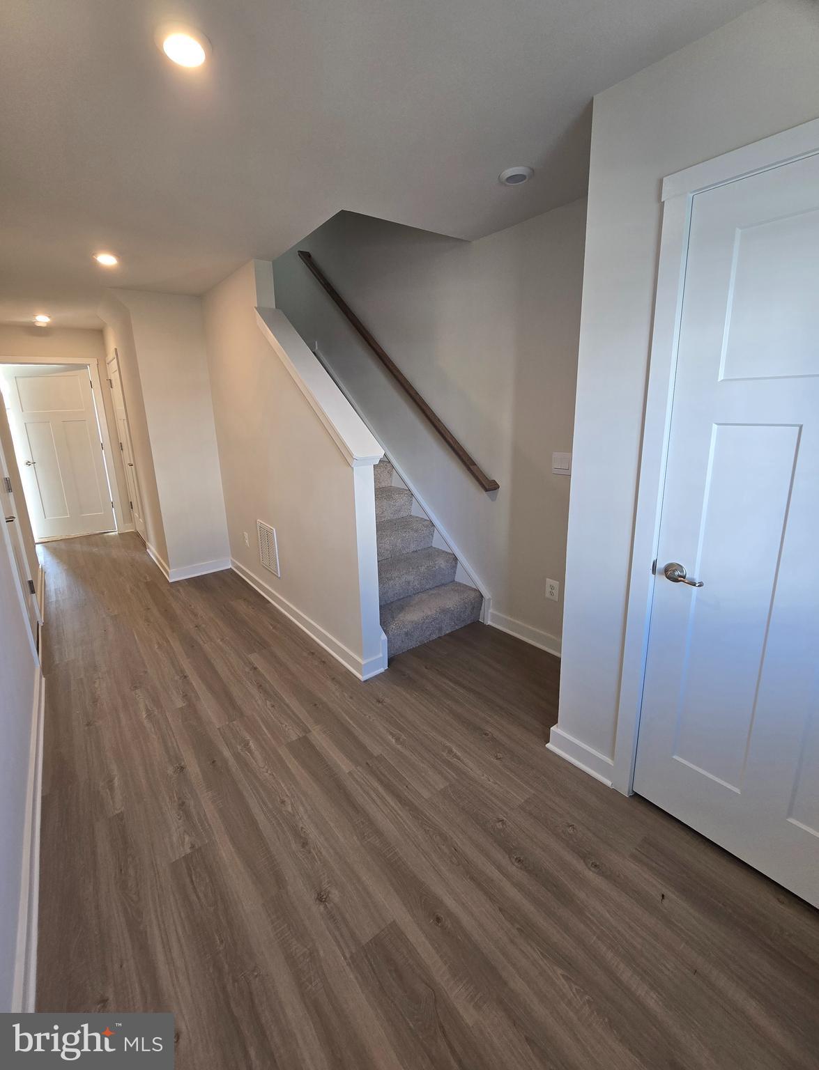 SOUTH BROOK - Residential Lease