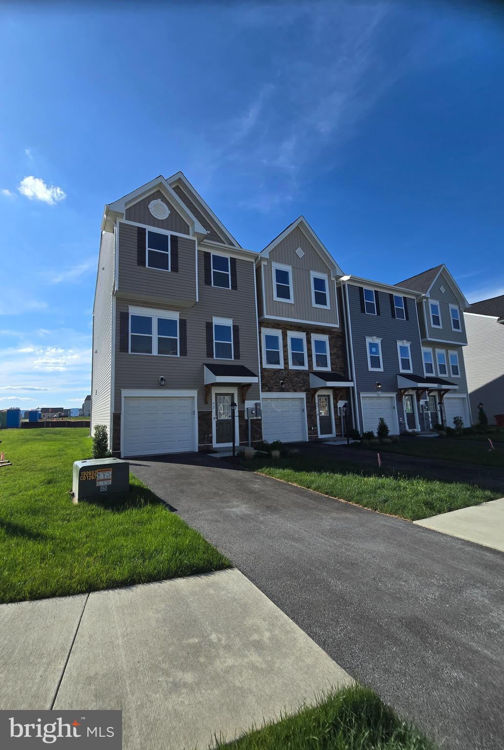 SOUTH BROOK - Residential Lease