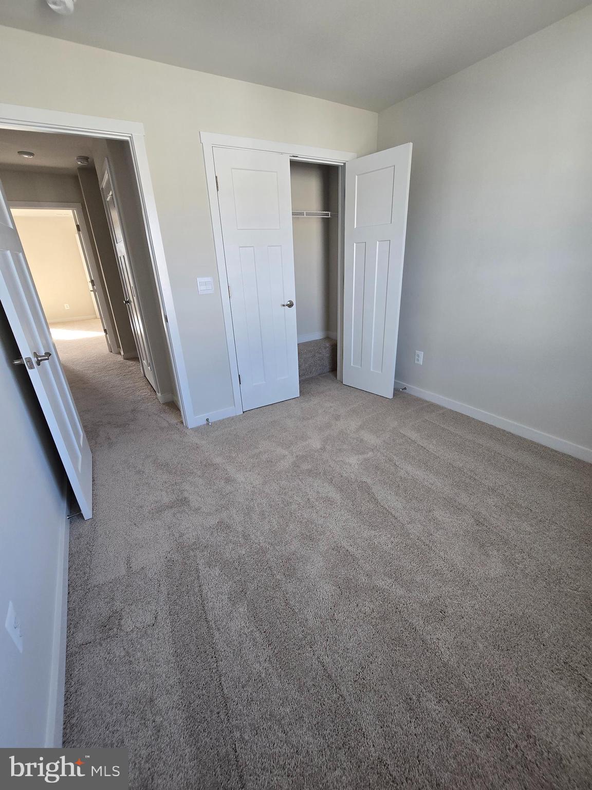 SOUTH BROOK - Residential Lease