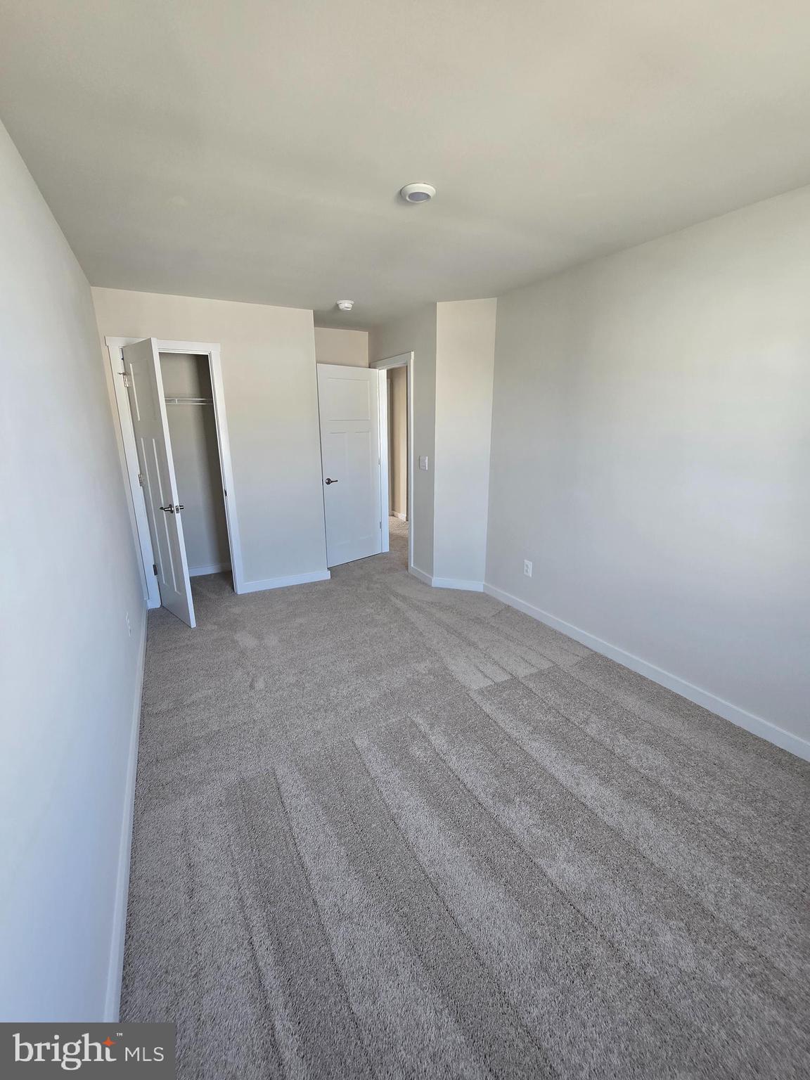 SOUTH BROOK - Residential Lease