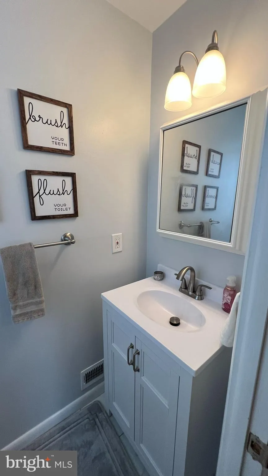 Stratford, New Jersey 08084, United States, 4 Bedrooms Bedrooms, ,2 BathroomsBathrooms,Residential,Active,164847