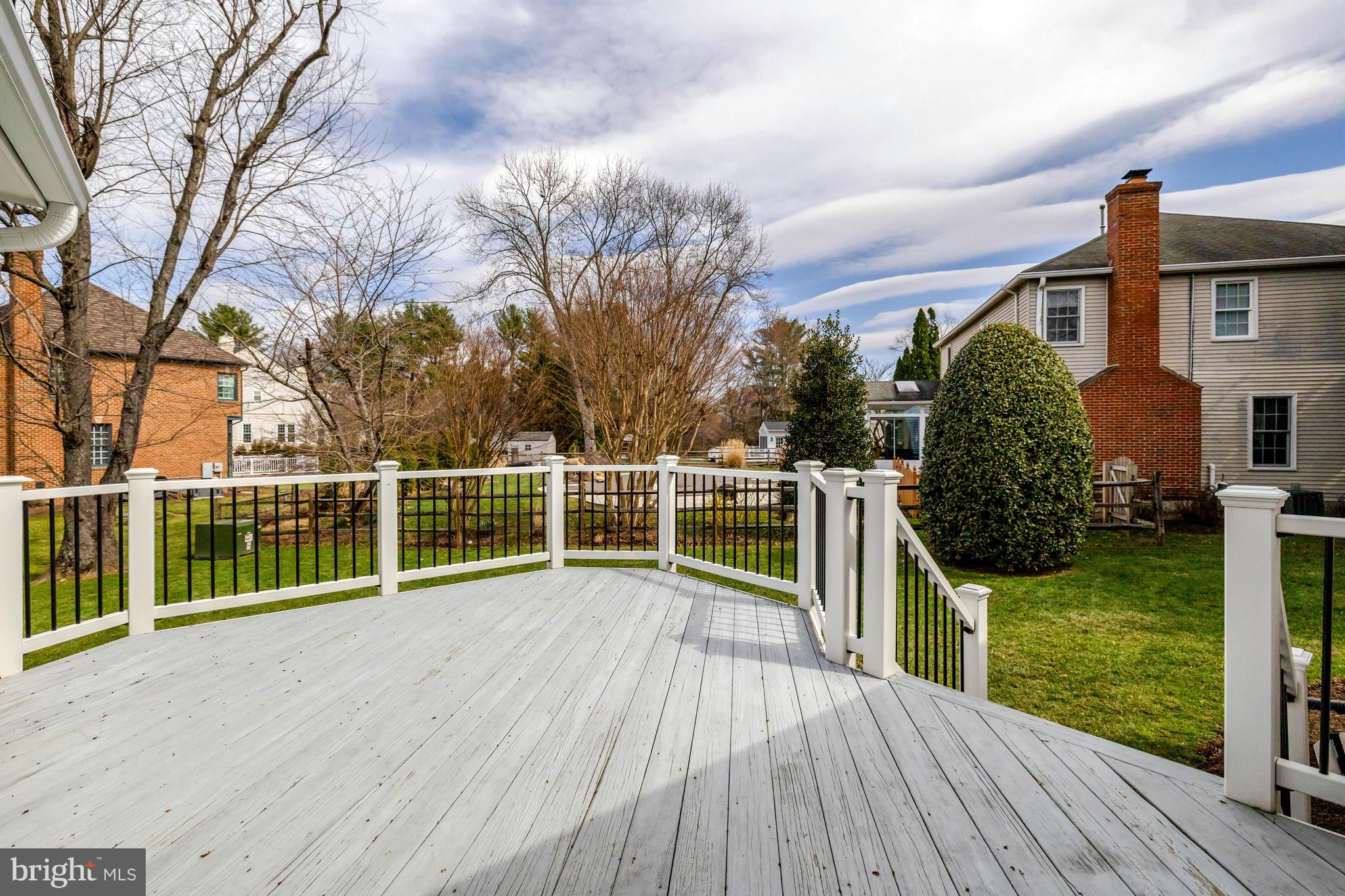 HICKORY CREEK - Residential