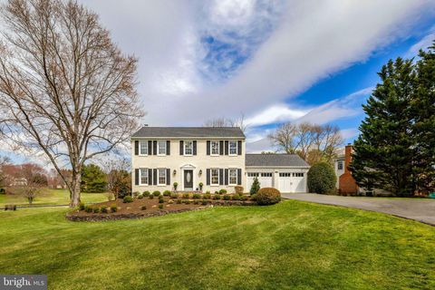 777 FOLLIN FARM LANE GREAT FALLS VA 22066
